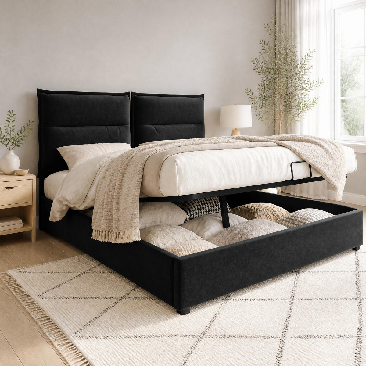 ČALOUNĚNÁ POSTEL 140/200 cm v černé barvě s úložným prostorem ze sametu - černá, kov/kompozitní dřevo (140/200cm) - CHICFURN