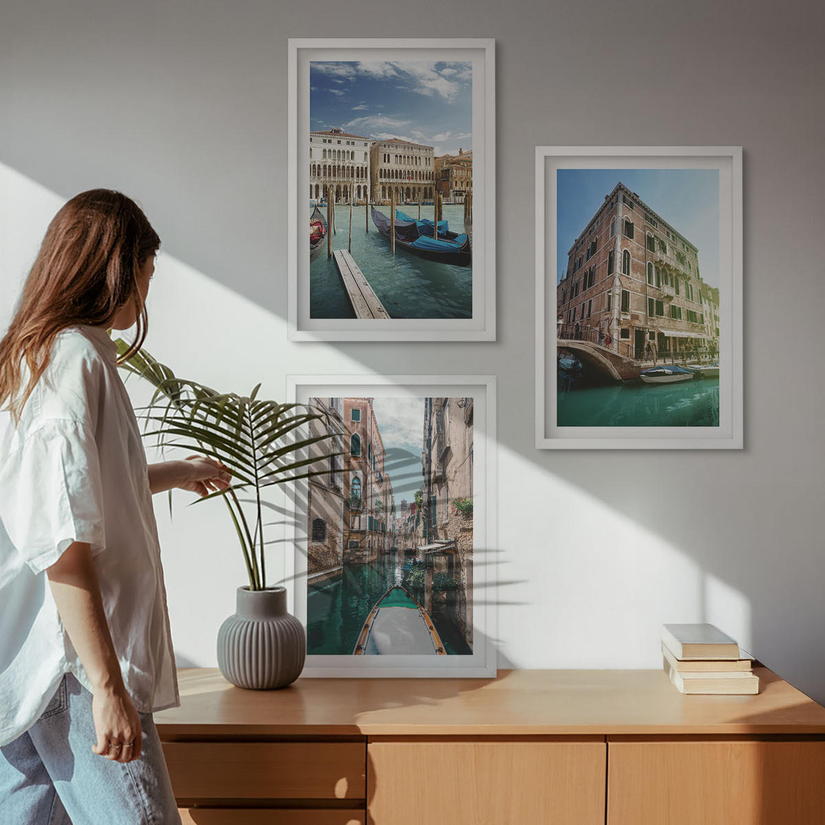 BILDER SET 3er Set - 40x60 cm Weißer Rahmen - Architektur der Kanäle von Venedig - Weiß, Kunststoff (40/60cm) - TULUP