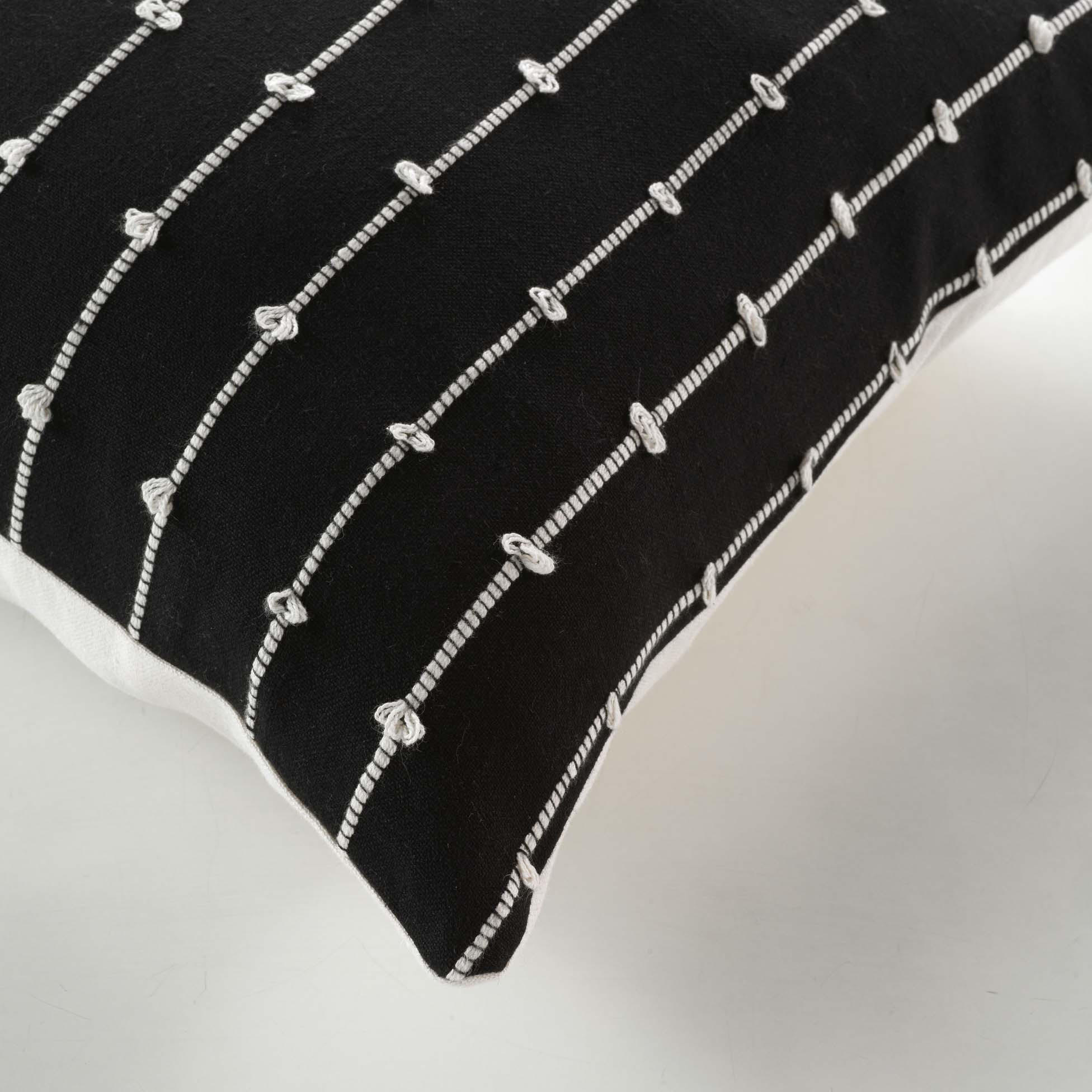 ZIERKISSEN Linechic 45/45 cm - Schwarz, Naturmaterialen (45/45cm) - Douceur d´intérieur
