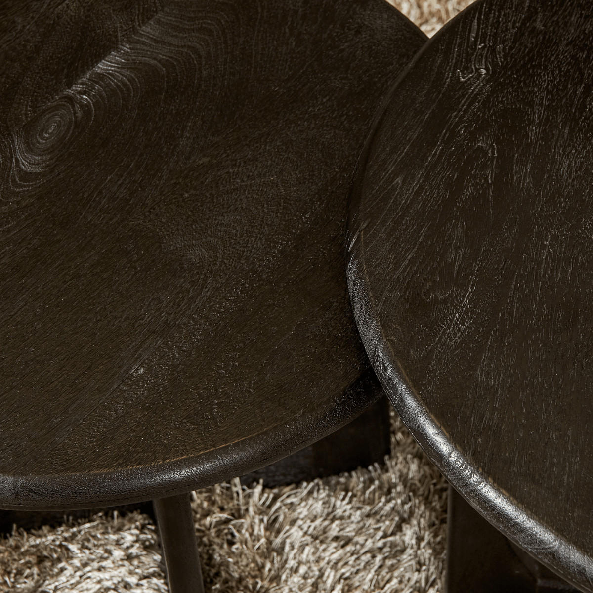 COUCHTISCH Milorin Mangoholz 70 cm / 70 cm Schwarz - Schwarz, Holz (70/70/50cm)