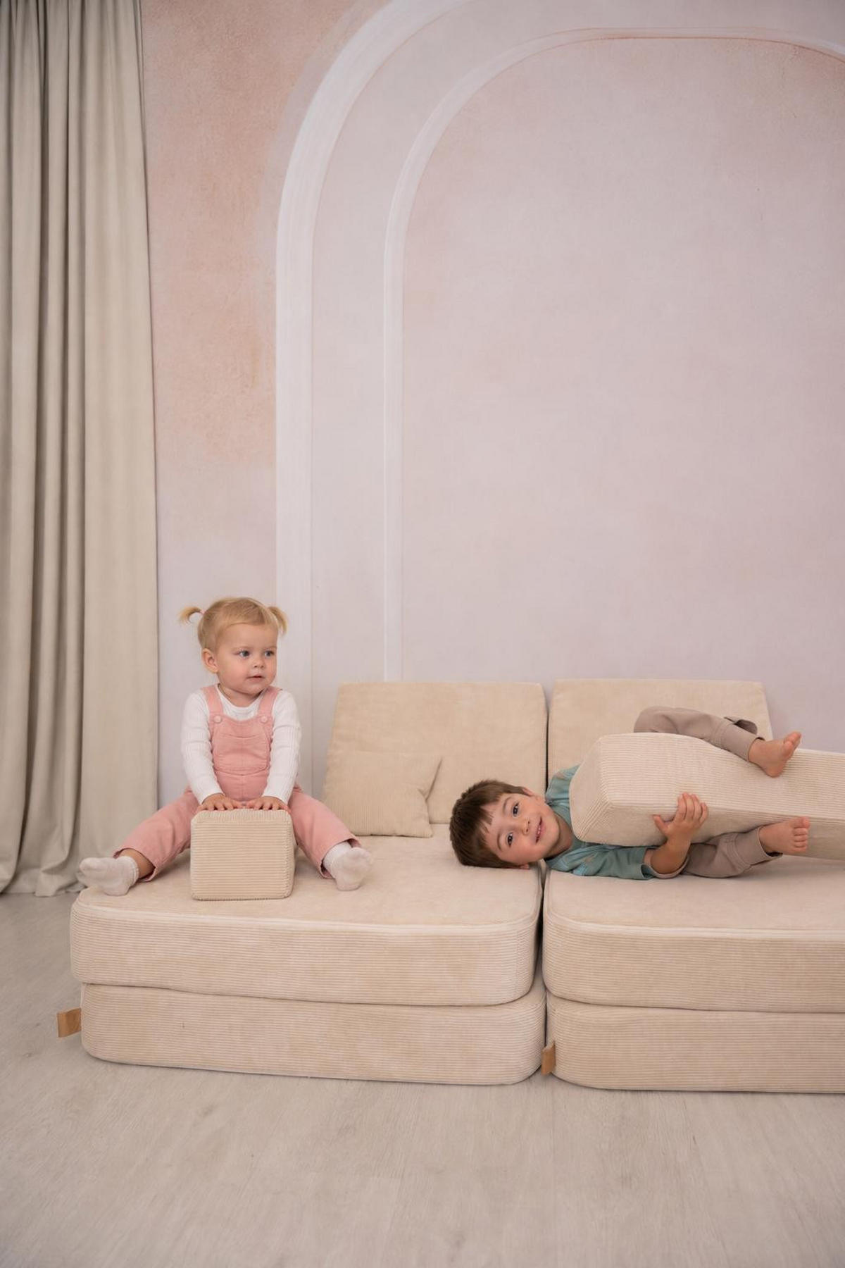 KINDERSOFA mit Schlaffunktion Cordsamt Forrest Khaki - Olivgrün, Textil (160/24/80cm) - AngeLove