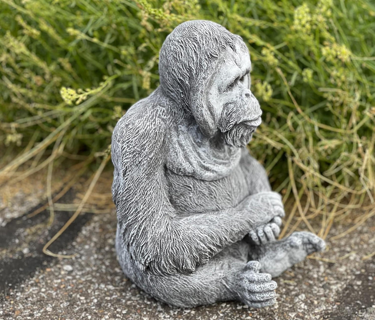 STEINFIGUR Orang-Utan Otto AFFE frostfest Steinguss Gartenfigur - Grau, Stein (21/26/19cm) - stoneandstyle