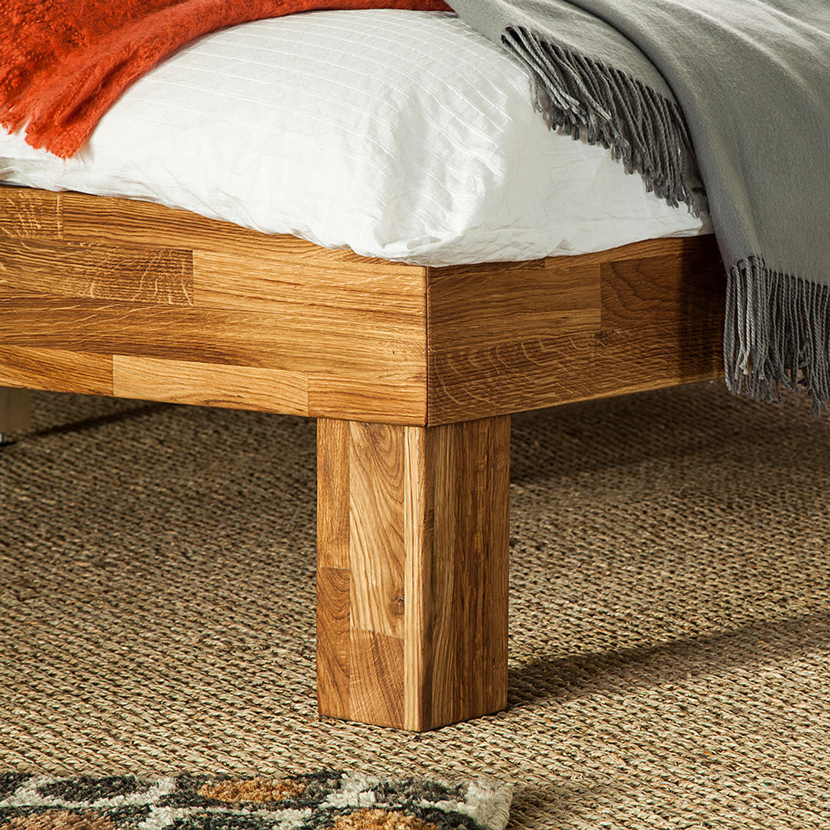 BETT - Massivholz - Eichefarben, Holz (180/200cm) - home24
