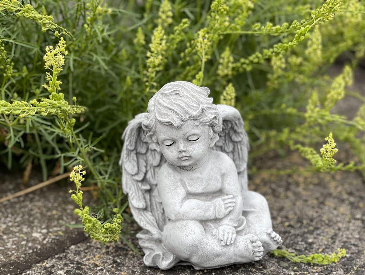 STEINFIGUR sitzendes Engelchen Engel Steinguss frostfest wetterfest - Grau, Stein (15/17/12cm) - stoneandstyle