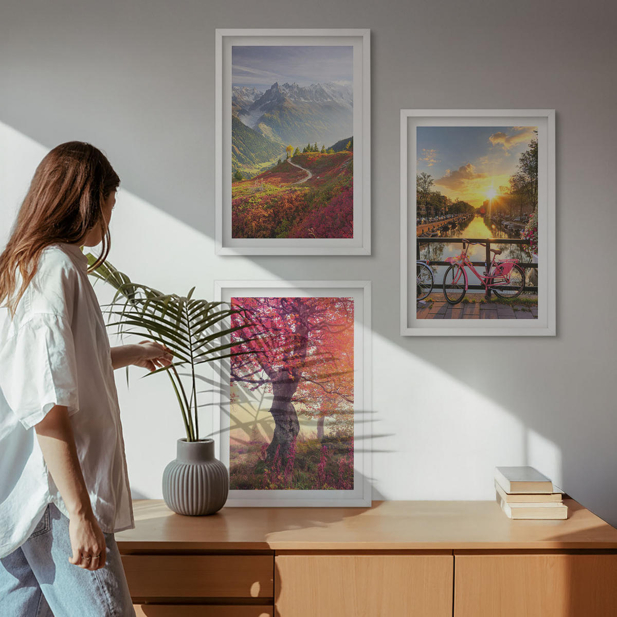 BILDER SET 3er Set - 40x60 cm Weißer Rahmen - Berglandschaften mit dem Fahrrad - Weiß, Kunststoff (40/60cm) - TULUP