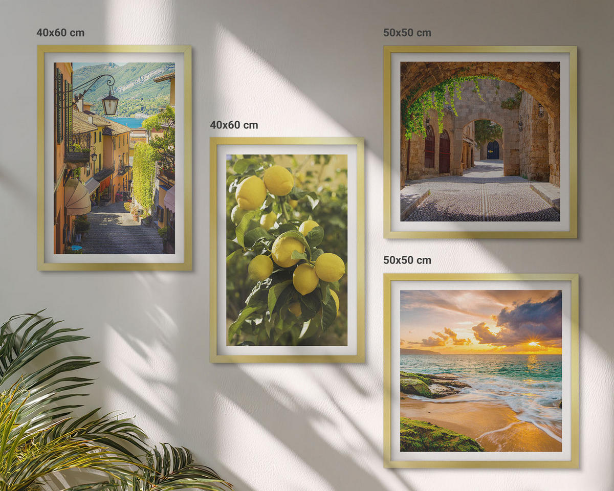 BILDER SET 4er Set - 50x50 cm & 40x60 cm Goldrahmen - Malerische Straßen am Meer, Strand - Goldfarben, Kunststoff (50/50cm) - TULUP