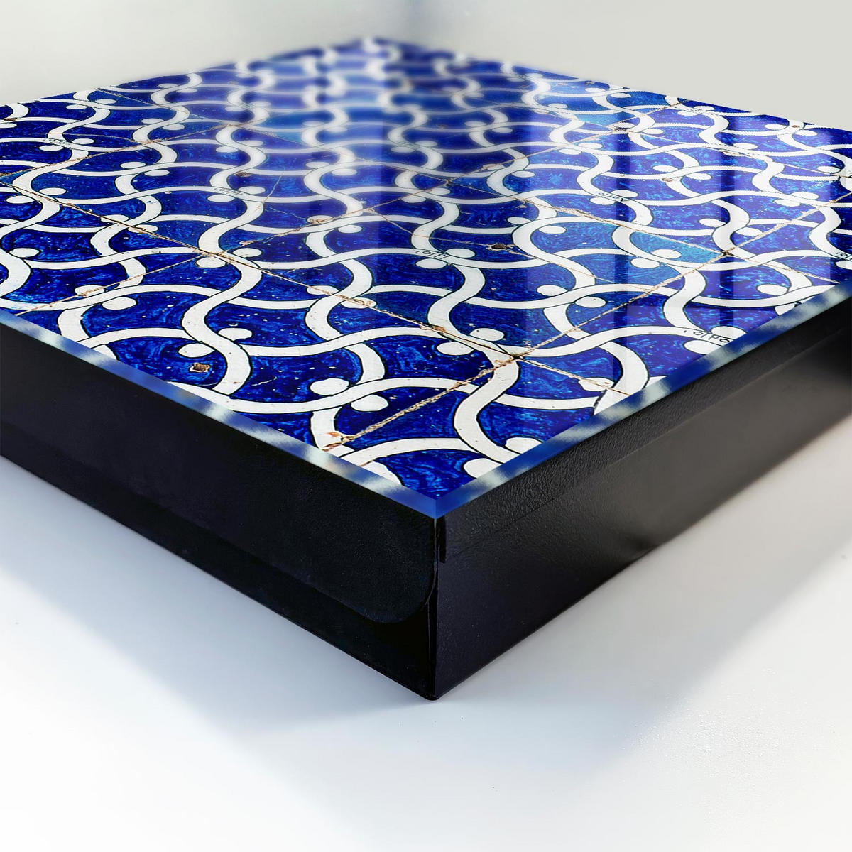 SCHLÜSSELBOX Schwarz 30x30 cm- Türöffnung nach rechts - Geometrische Fliesen - Blau, Metall (30/30/5cm) - TULUP