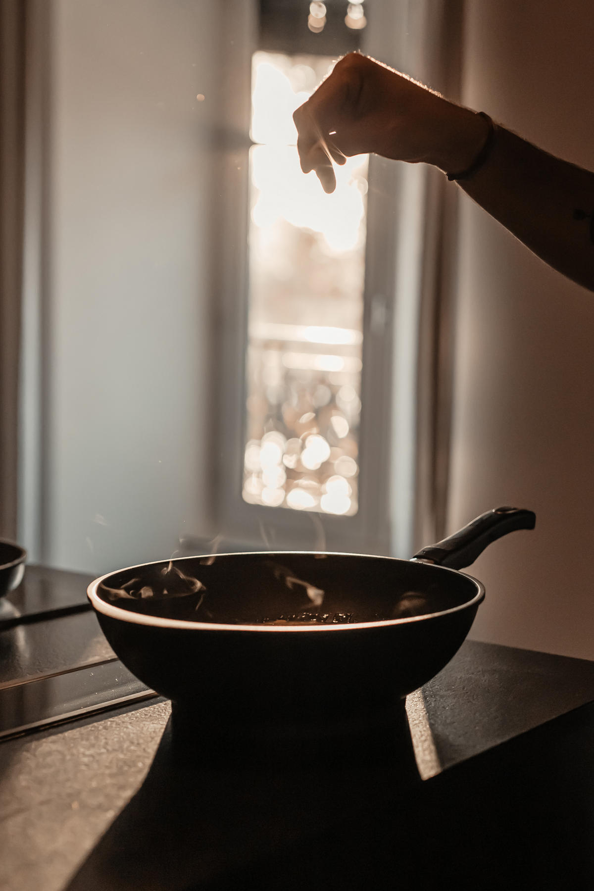 WOK ⌀30cm - Schwarz, Kunststoff/Metall (30cm) - Gastrolux