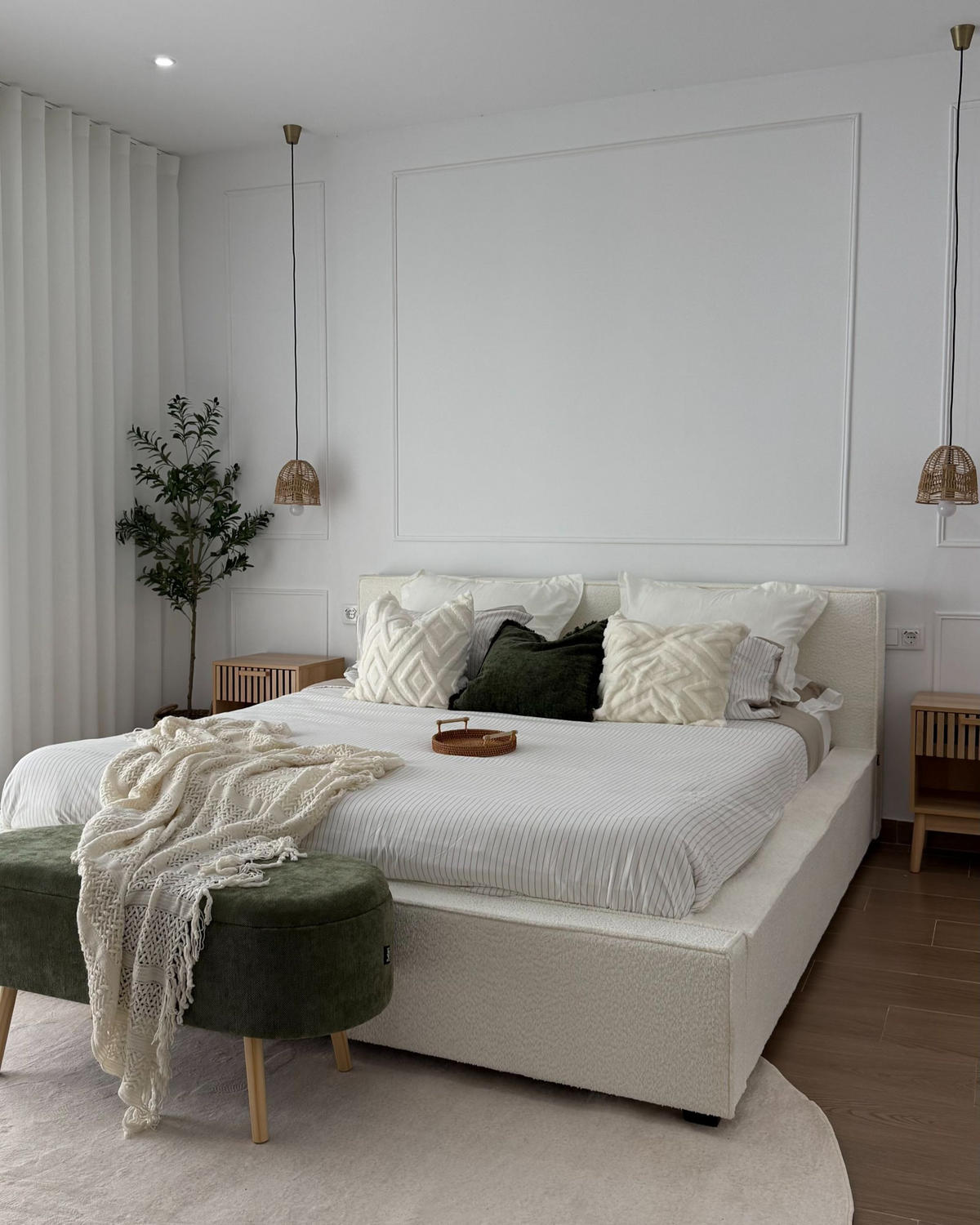 POLSTERBETT mit Lattenrost 180/200 cm Weiß Mirande - Creme, Textil (180/200cm) - Beliani