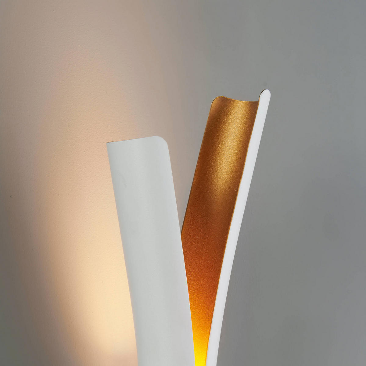 WANDLEUCHTE Nelia, Weiß und Gold, 42.5cm - Goldfarben, Metall (14.5/42.5/9.5cm) - KOSILUM