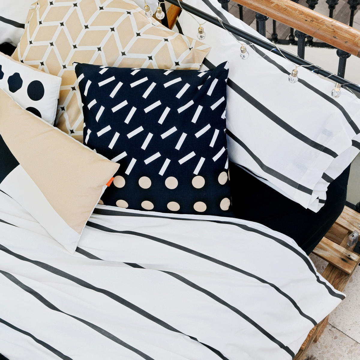 KISSENBEZUG blush sand 60x70 cm mehrfarbig - Multicolor, Textil (60/70cm) - Happy Friday