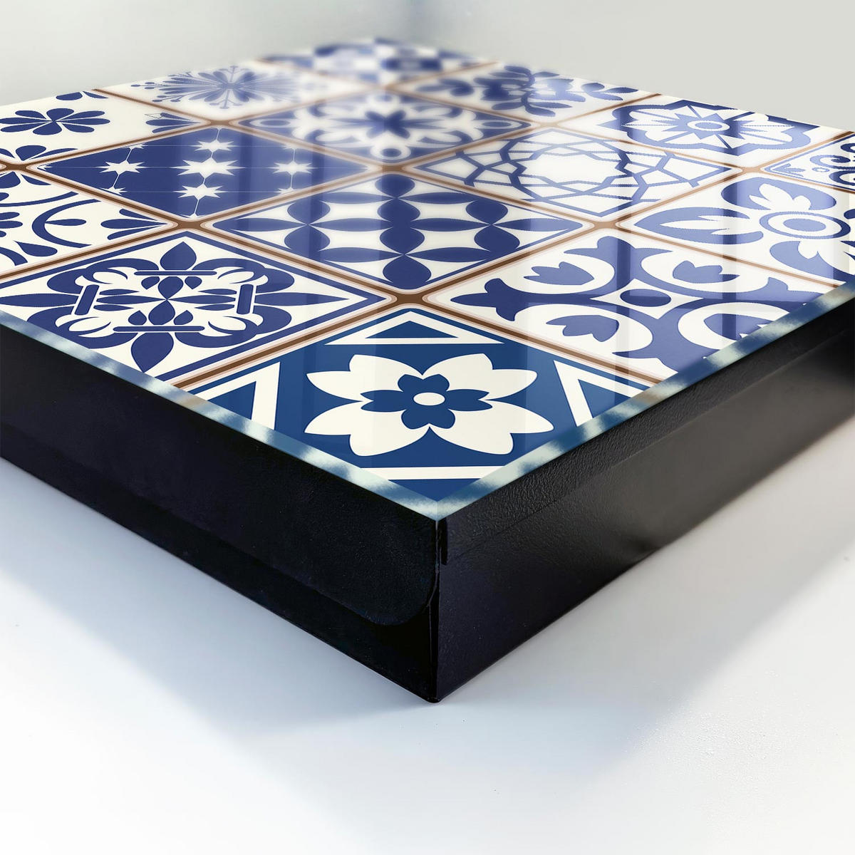 SCHLÜSSELBOX Schwarz 30x30 cm- Türöffnung nach rechts - Retro-Mosaik - Blau, Metall (30/30/5cm) - TULUP