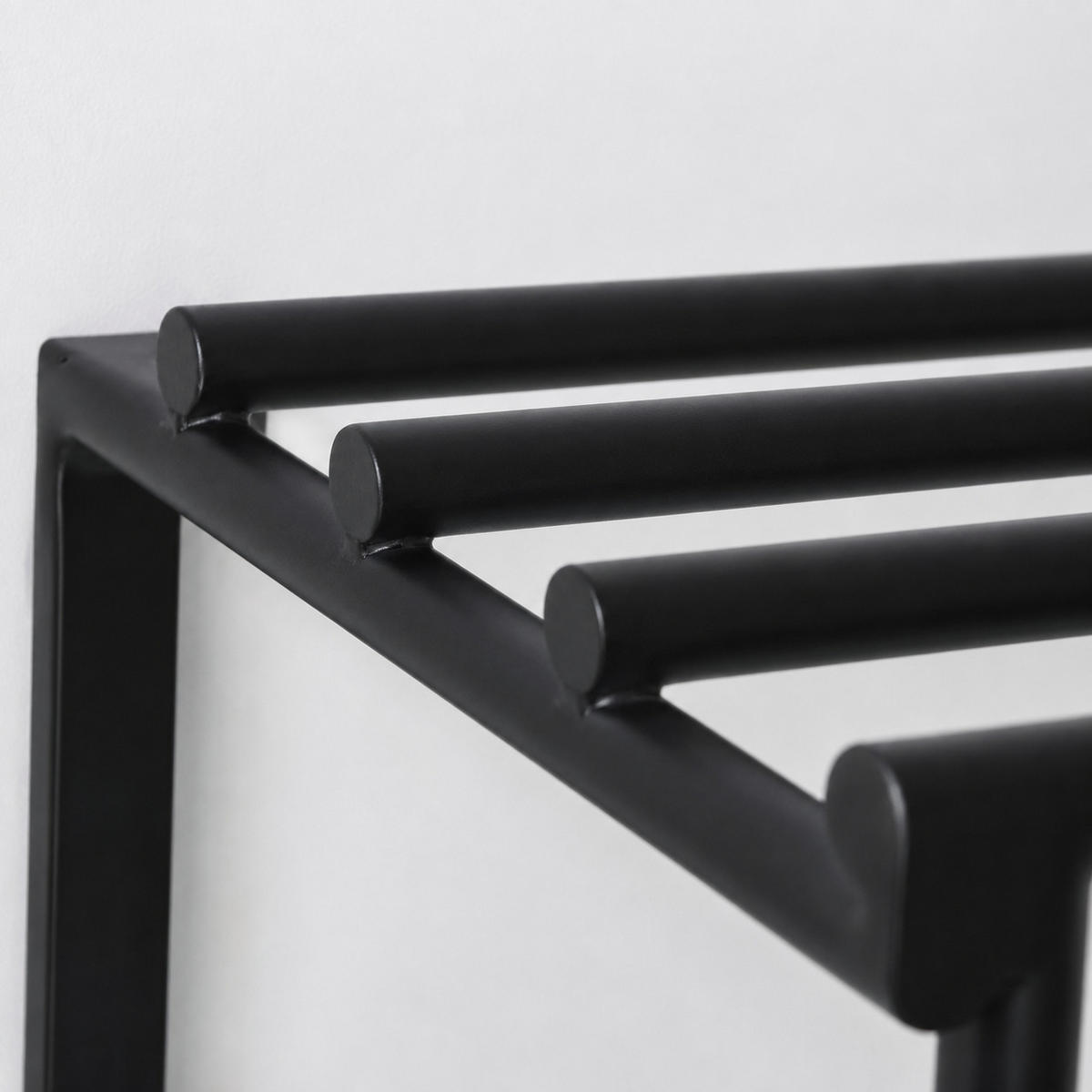 KLEIDERABLAGE Eddy - Schwarz, Metall (80/24/30cm) - LOFT42