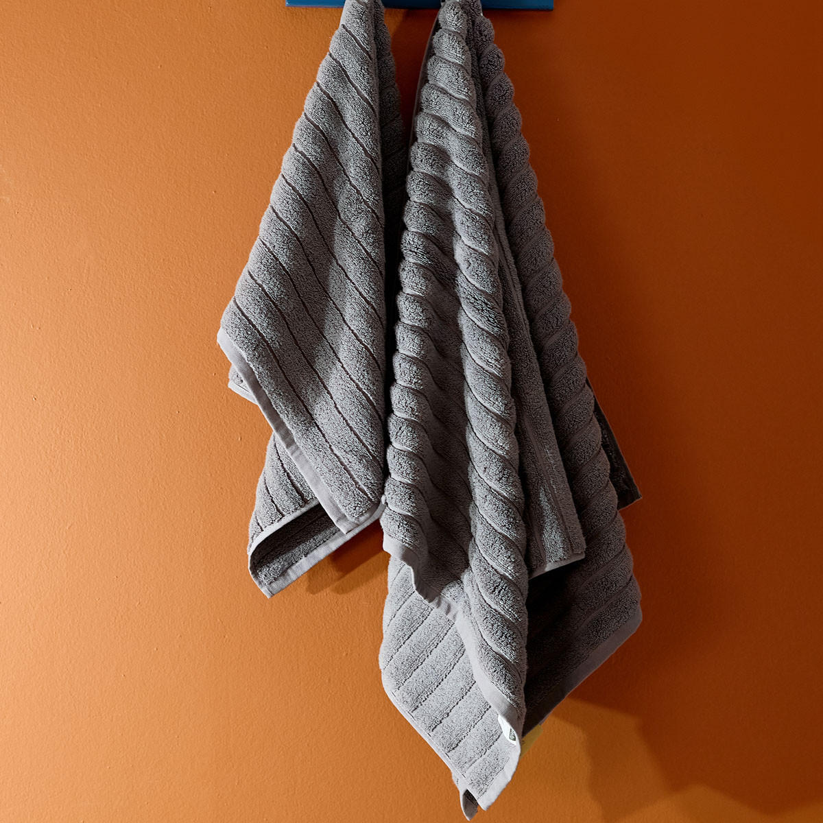 BADETUCH Astri grau 50/90 cm - Grau, Textil (50/90cm) - Homla