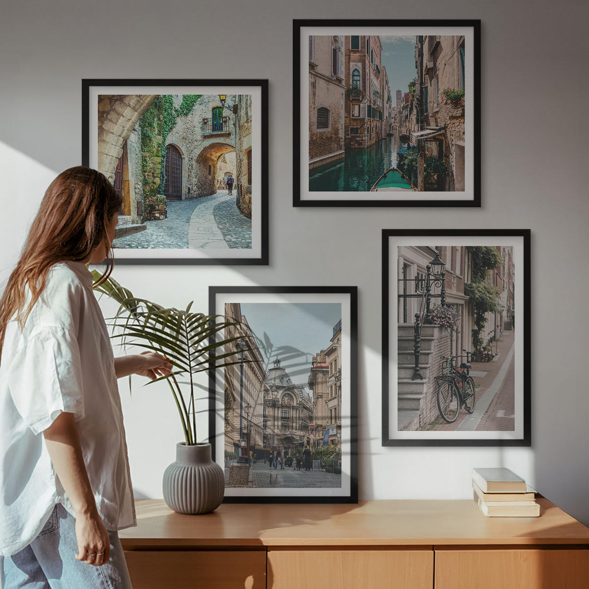 BILDER SET 4er Set - 50x50 cm & 40x60 cm Schwarzer Rahmen - Venezianische Straßen Wasserarchitektur - Schwarz, Kunststoff (50/50cm) - TULUP