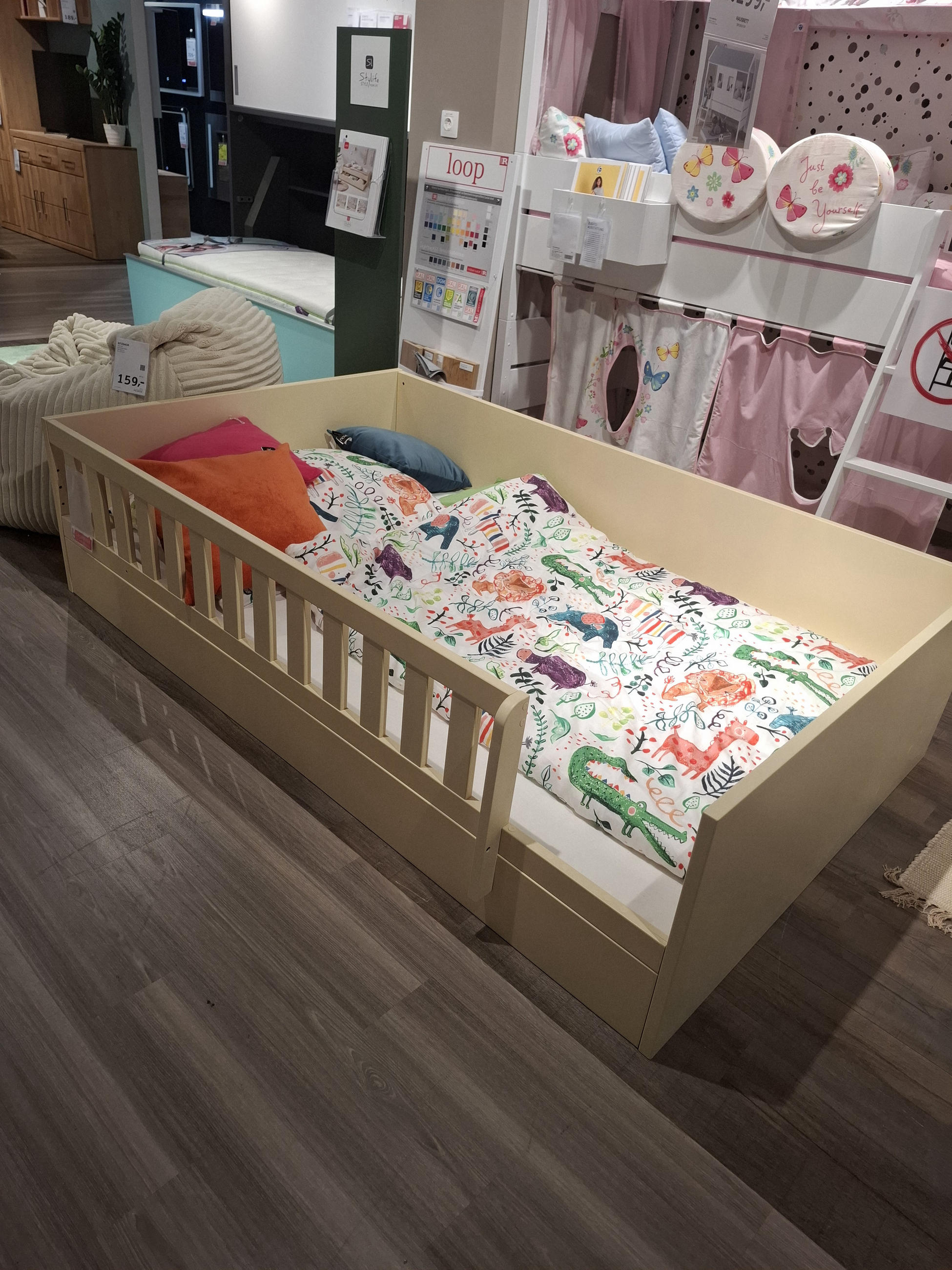 Bodenbett Cleo - Stylife