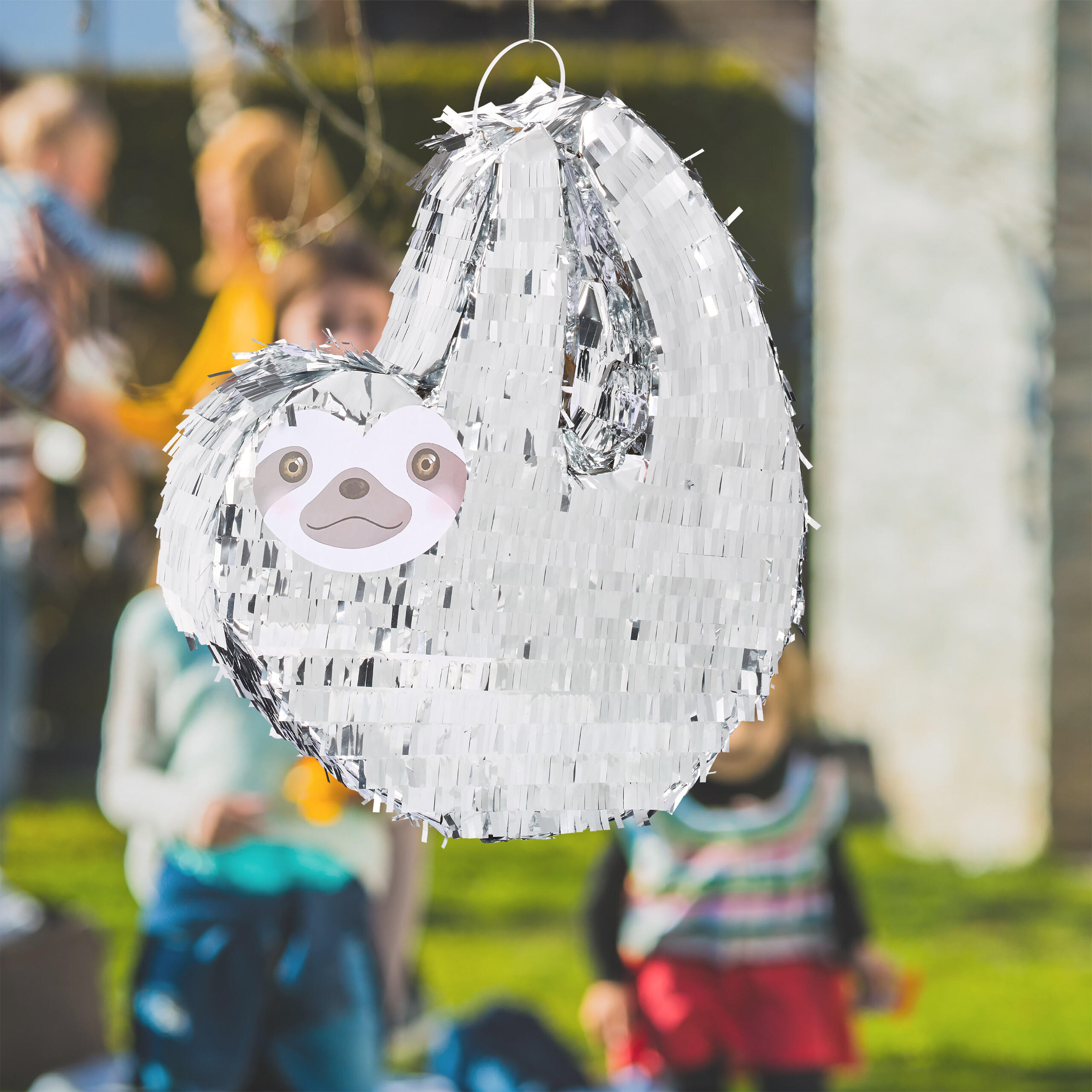 PINATA - Silberfarben, Wellpappe/Kunststoff (44/48/8cm) - Relaxdays