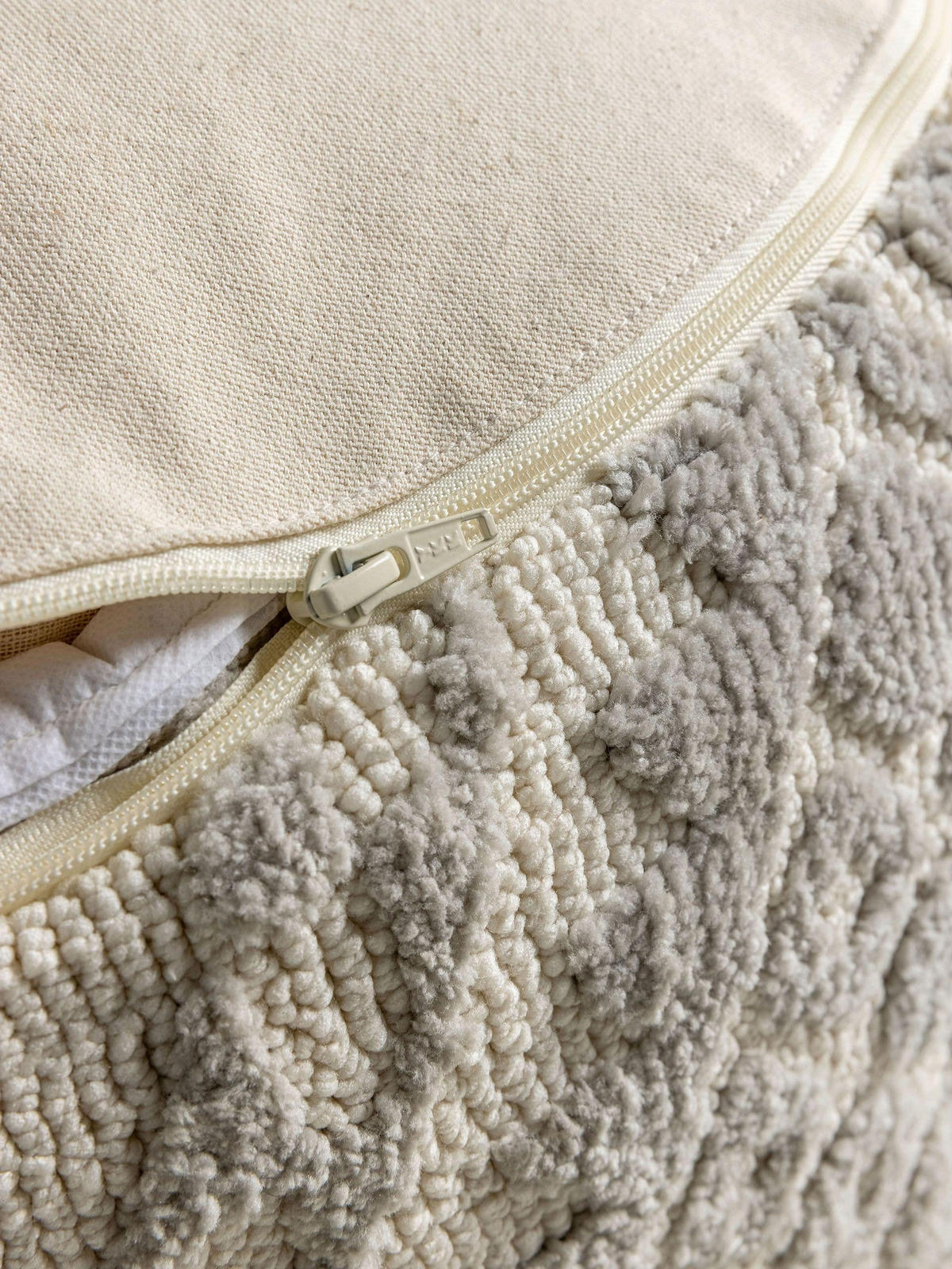 POUF Elias Grau 55x55x30 cm - Grau, Textil (55/30/55cm) - benuta Nest
