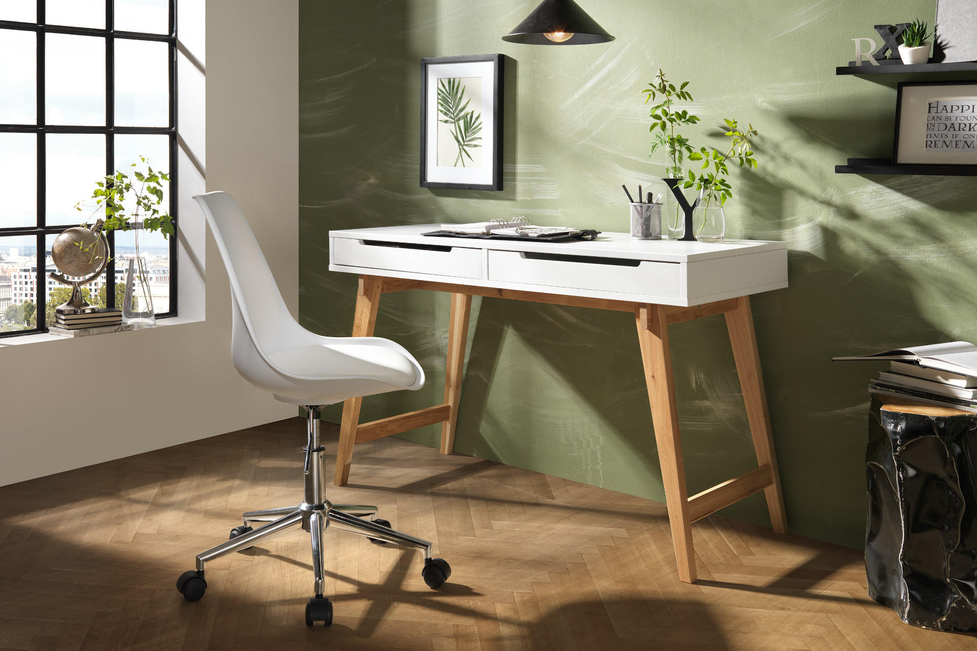 weiÃer Schreibtisch im Home Office