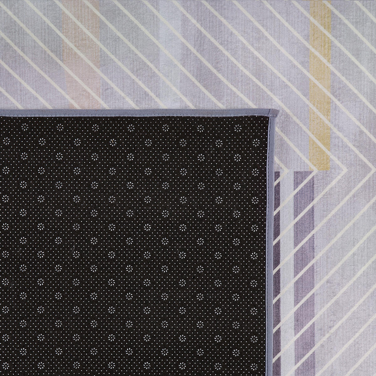 KURZFLOR-TEPPICH Ergenli 150/80 cm - Grau, Kunststoff (80/150cm) - Beliani