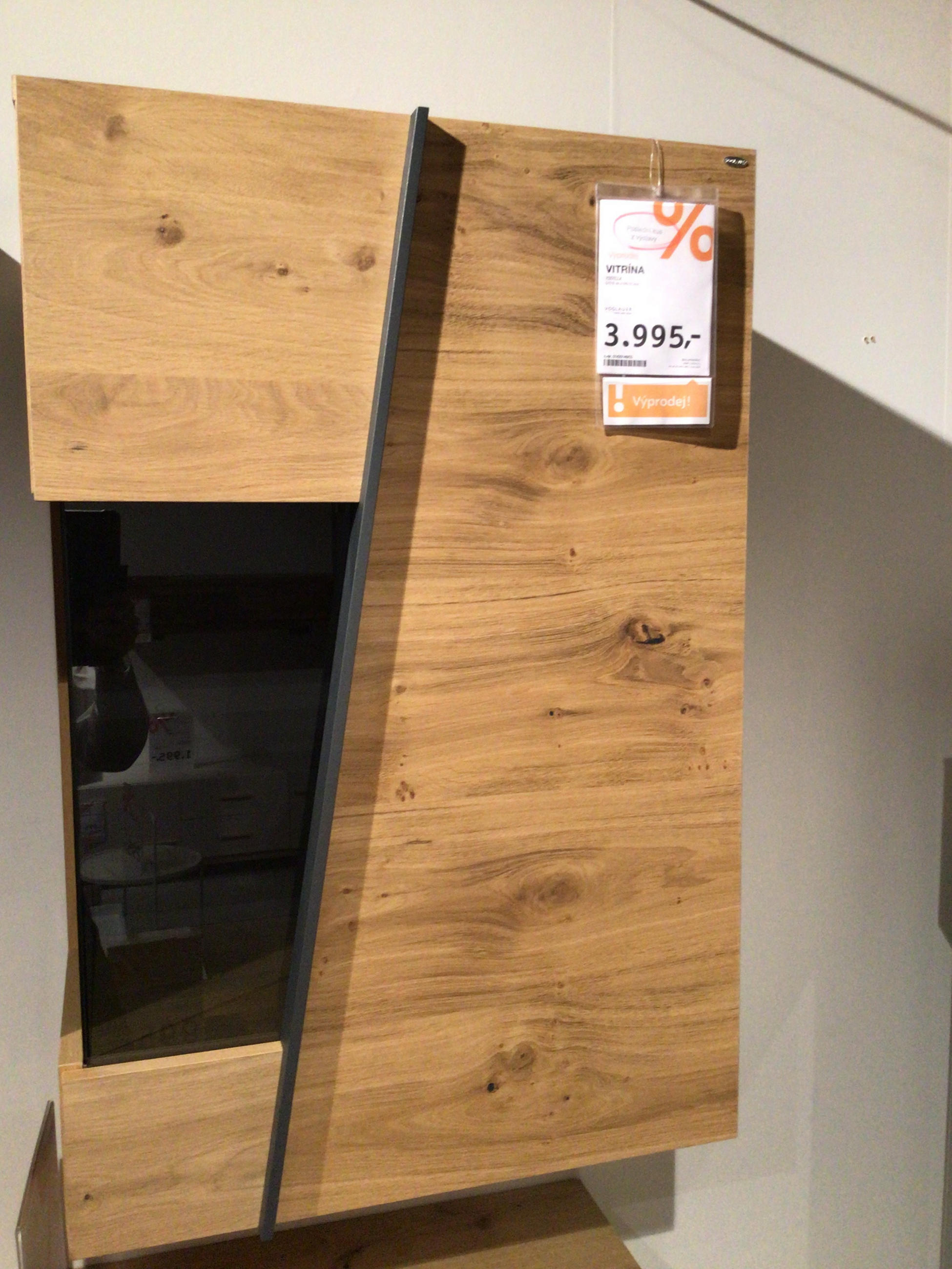 Závěsná vitrína VSEVILLA - Voglauer