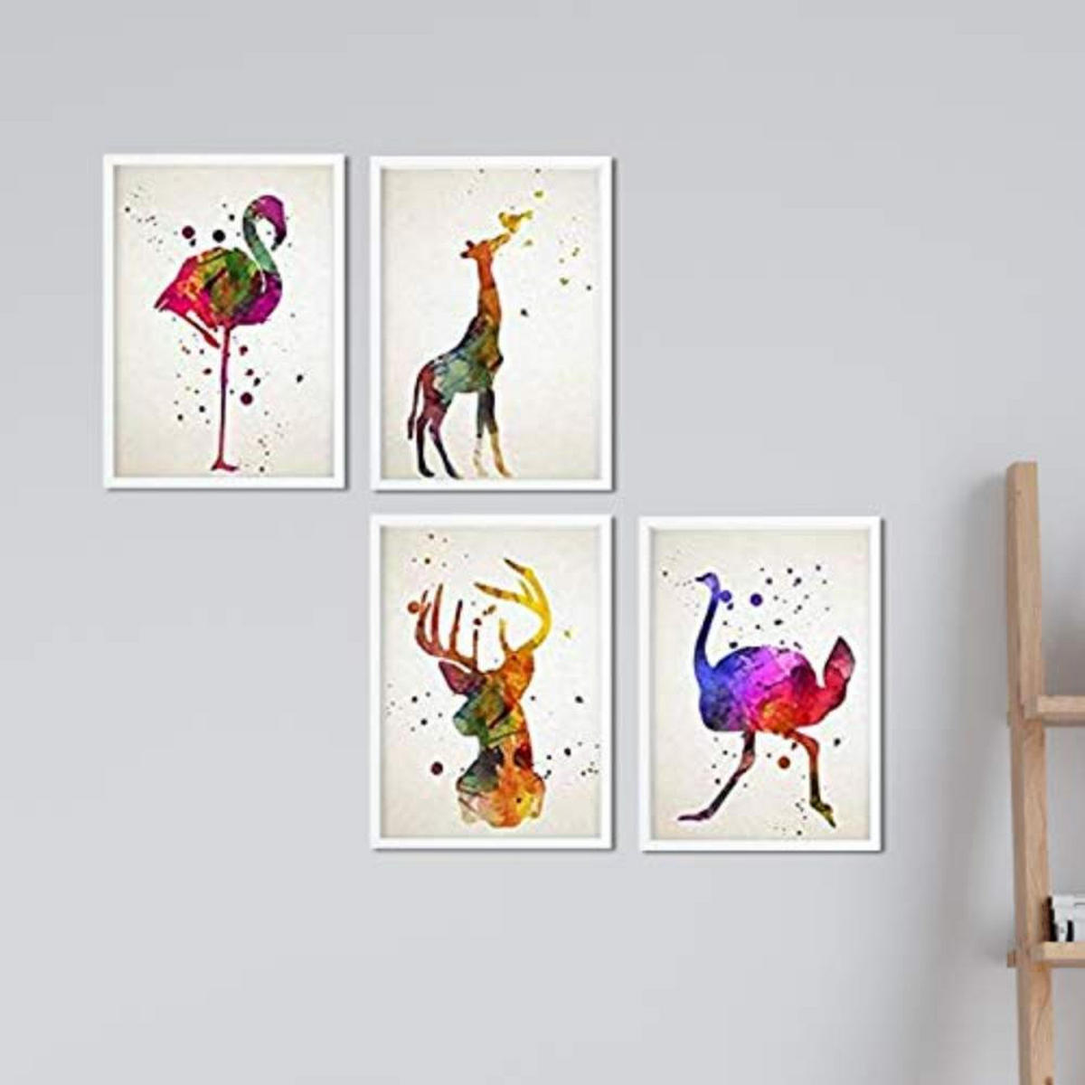 POSTER Set mit 4 Flamenco, Weste, Hirsch und Giraffe A4 Schwarzer Rahmen - Schwarz, Papier (29.7/3cm) - Nacnic