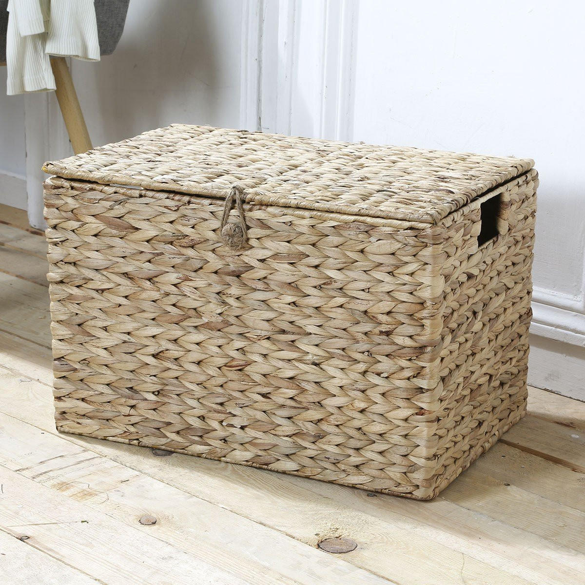 TRUHLA na vodní hyacint s víkem - barva dubu, přírodní materiály (35/33/50cm) - Calicosy