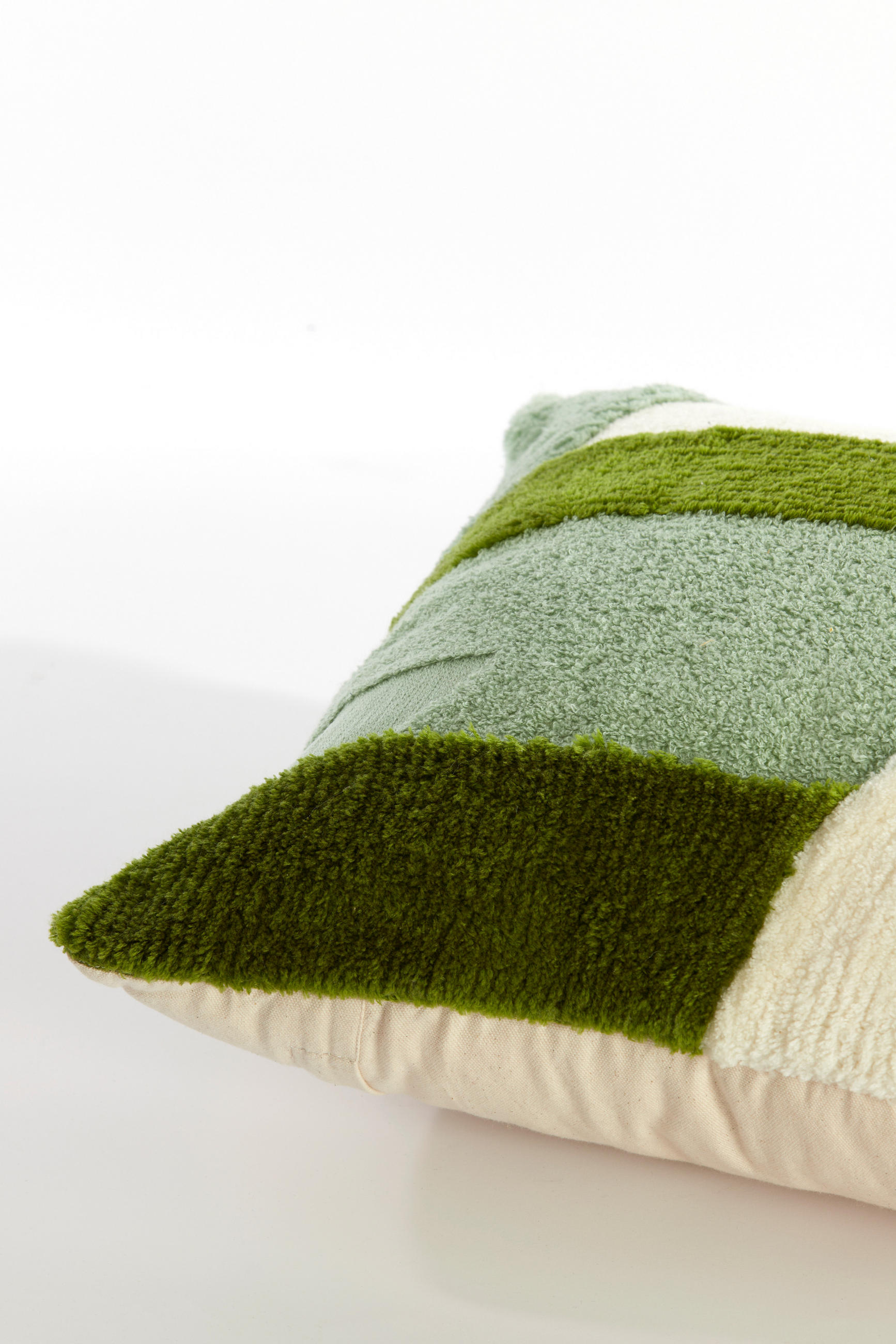 DEKOKISSEN Tofna Grün 45/45/10 cm - Grün, Textil (45/45cm) - Light & Living