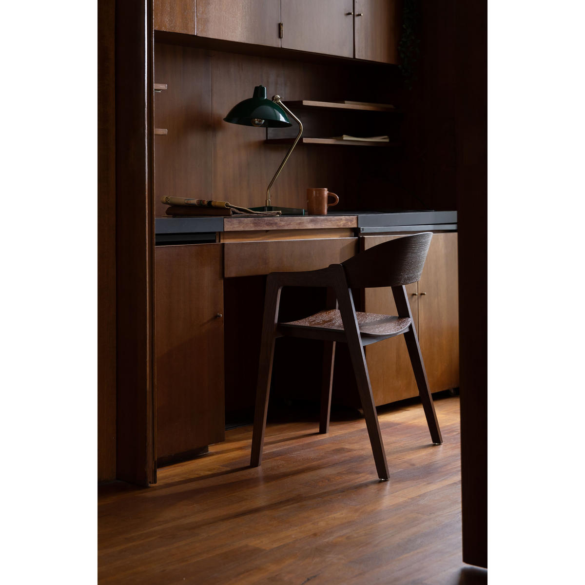 ESSZIMMERSTUHL Westlake Armlehne Walnussfarbe - 2 er Set - Braun, Holzwerkstoff (58/76/52cm) - Dutchbone