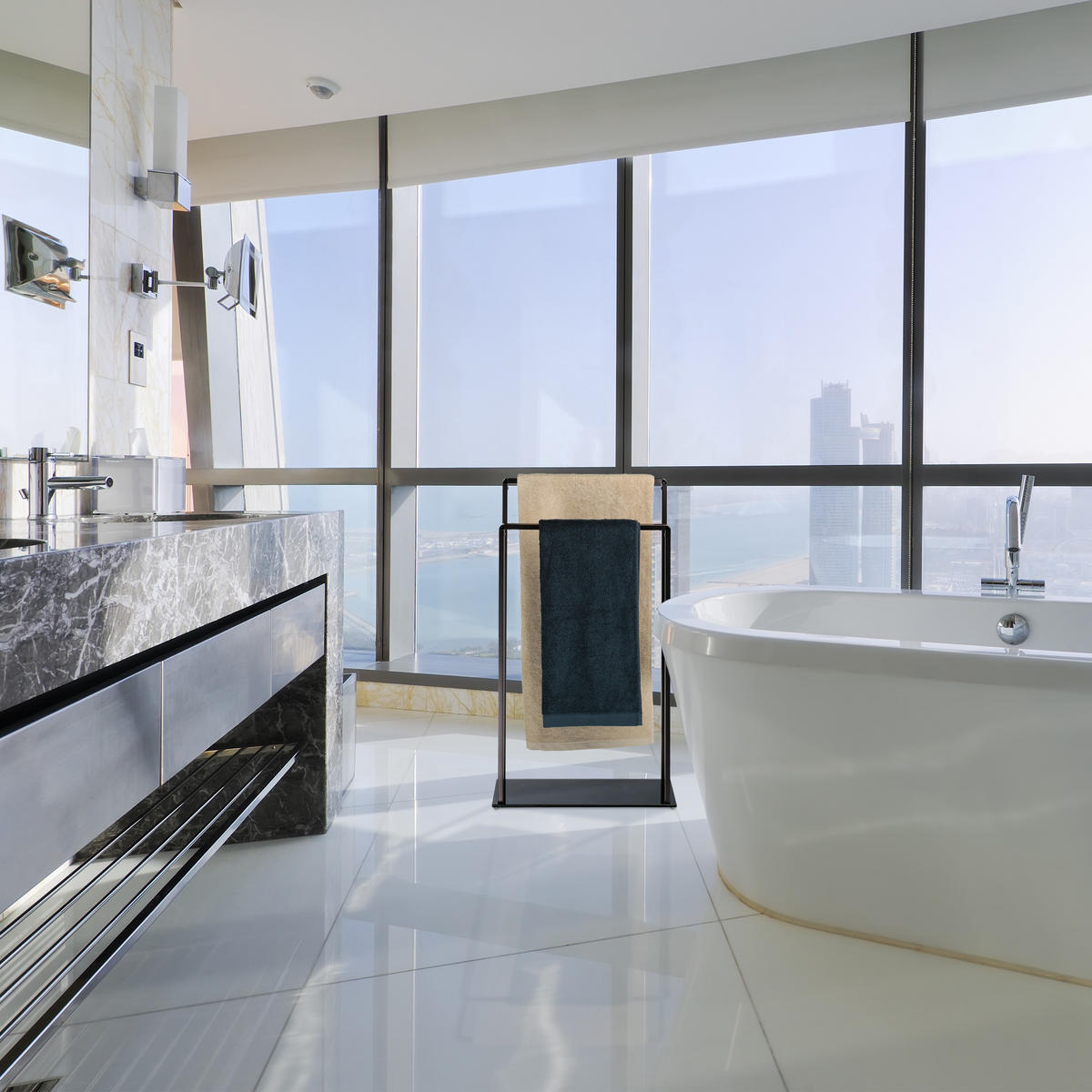 HANDTUCHSTÄNDER - Dunkelbraun, Glas/Metall (45/80/20cm) - Relaxdays