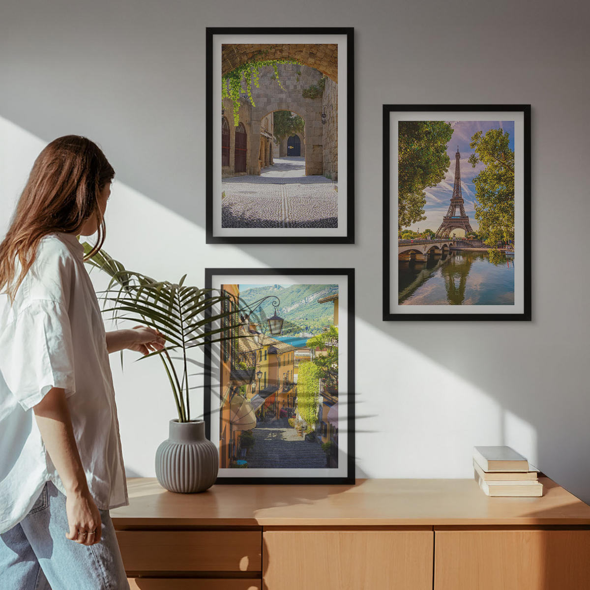BILDER SET 3er Set - 40x60 cm Schwarzer Rahmen - Straßen der Eiffel-Architektur - Schwarz, Kunststoff (40/60cm) - TULUP