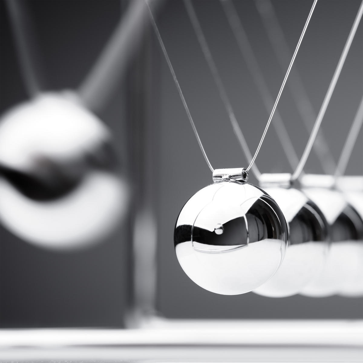 NEWTON Pendel - Silberfarben, Metall (10.5/11/13.5cm) - Relaxdays