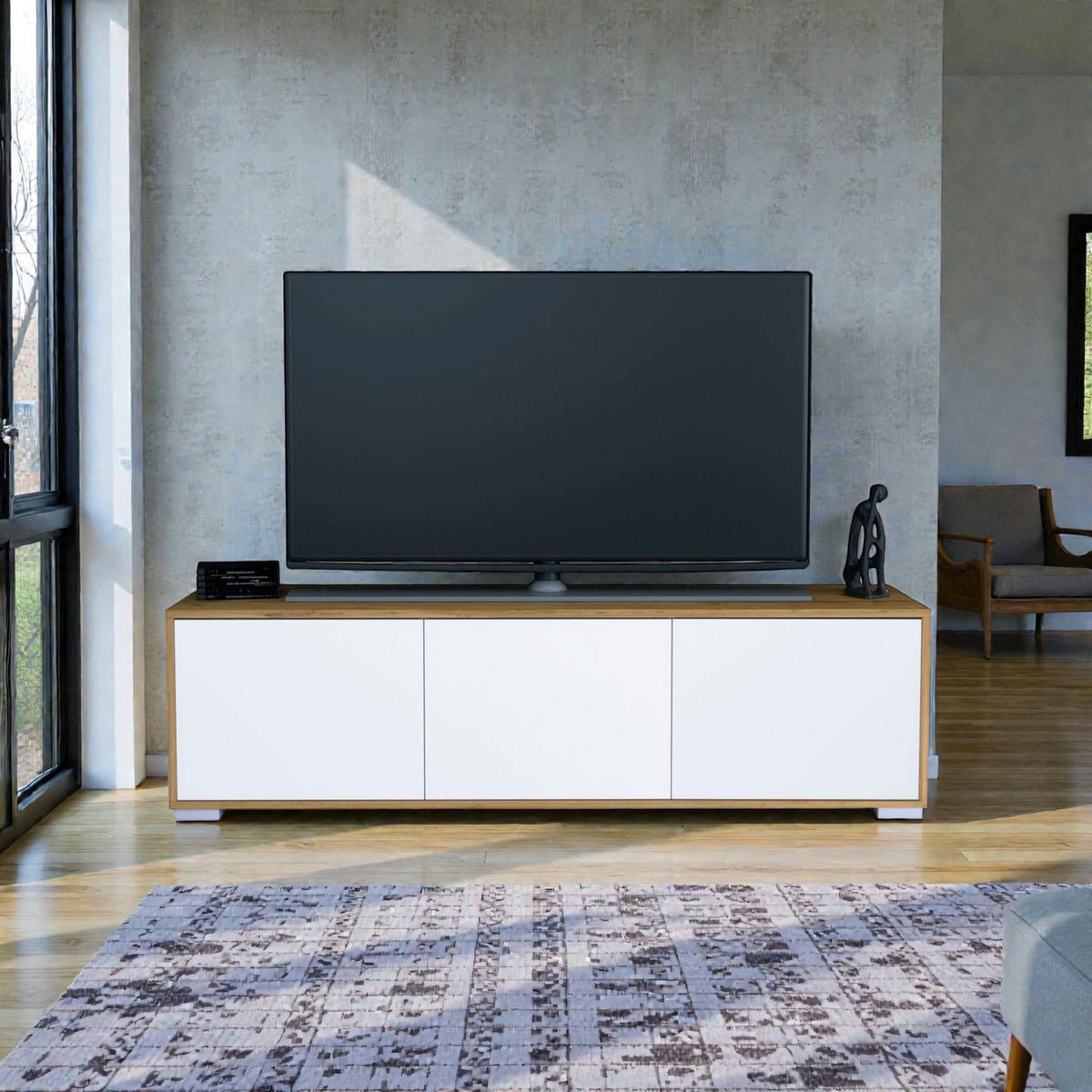 TV-BOARD Elena, Lowboard mit Push-to-Open, Made in Germany, Moderner Fernsehschrank, Eiche Evoke/Weiß matt (152,5 x 43 x 37 cm) - Weiß, Holzwerkstoff (152.5/43/37cm) - InnoFurn