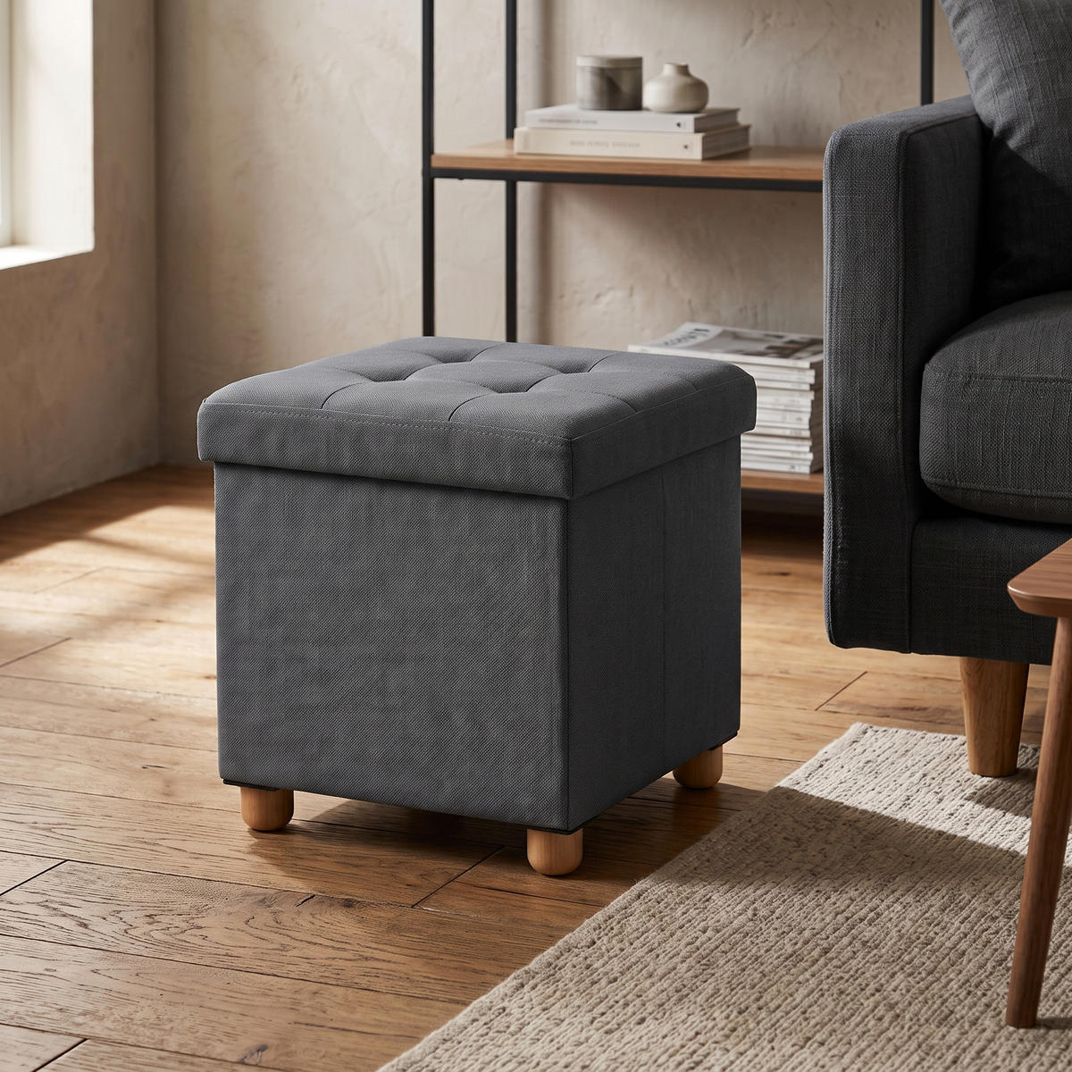 HOCKER mit Stauraum auf hölzernen Beinen 38/38/38 cm - Schwarz, Textil (38/38/38cm) - SCENA LIVING