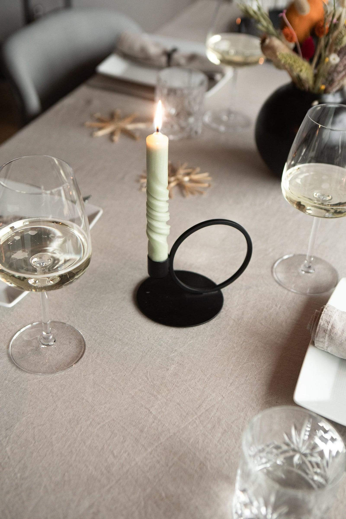 KERZENHALTER Geo aus Eisen in Schwarz 14/10 cm - Schwarz, Metall (10/10/14cm) - LaLe Living