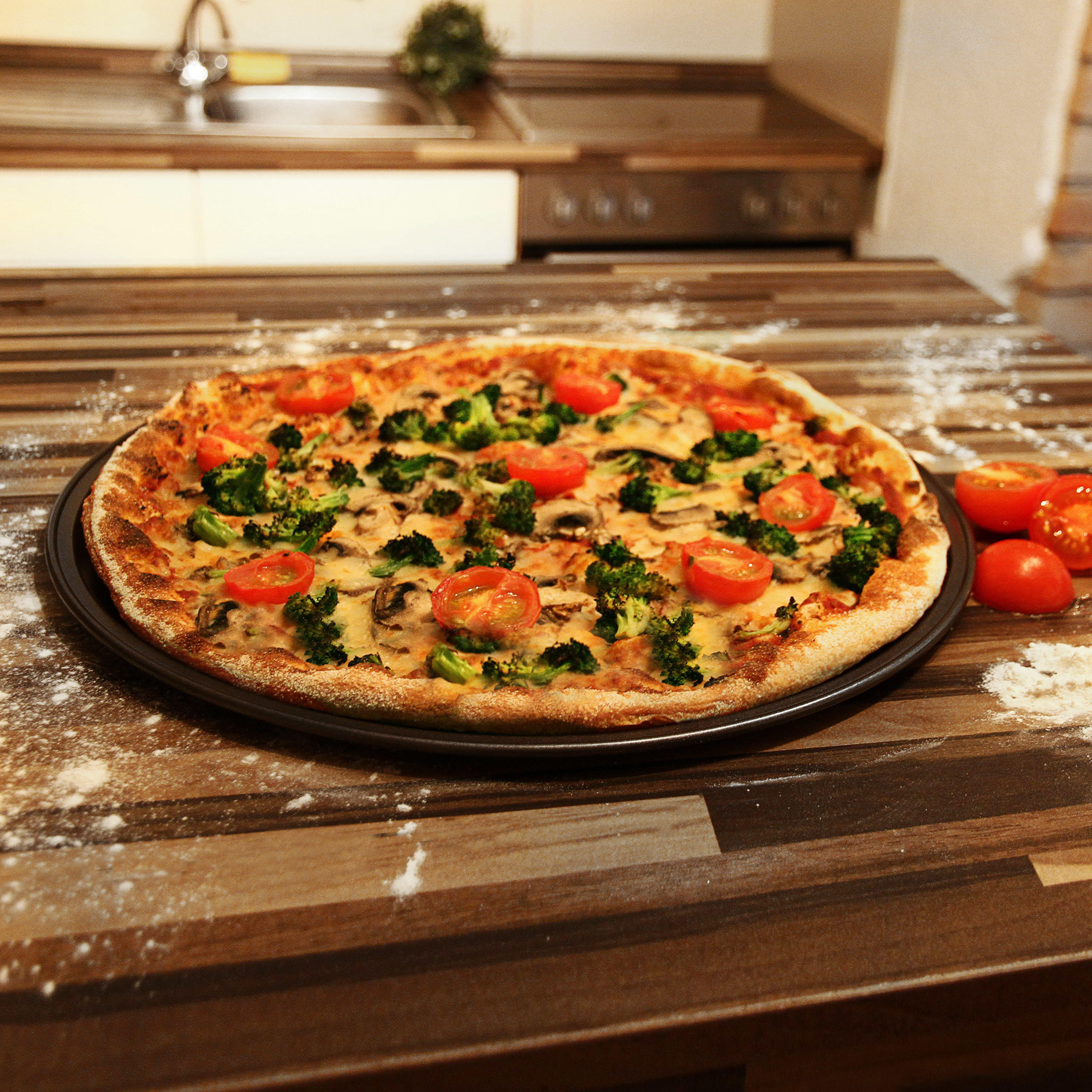 PIZZABLECH - Anthrazit, Metall (33/1.8/33cm) - Relaxdays