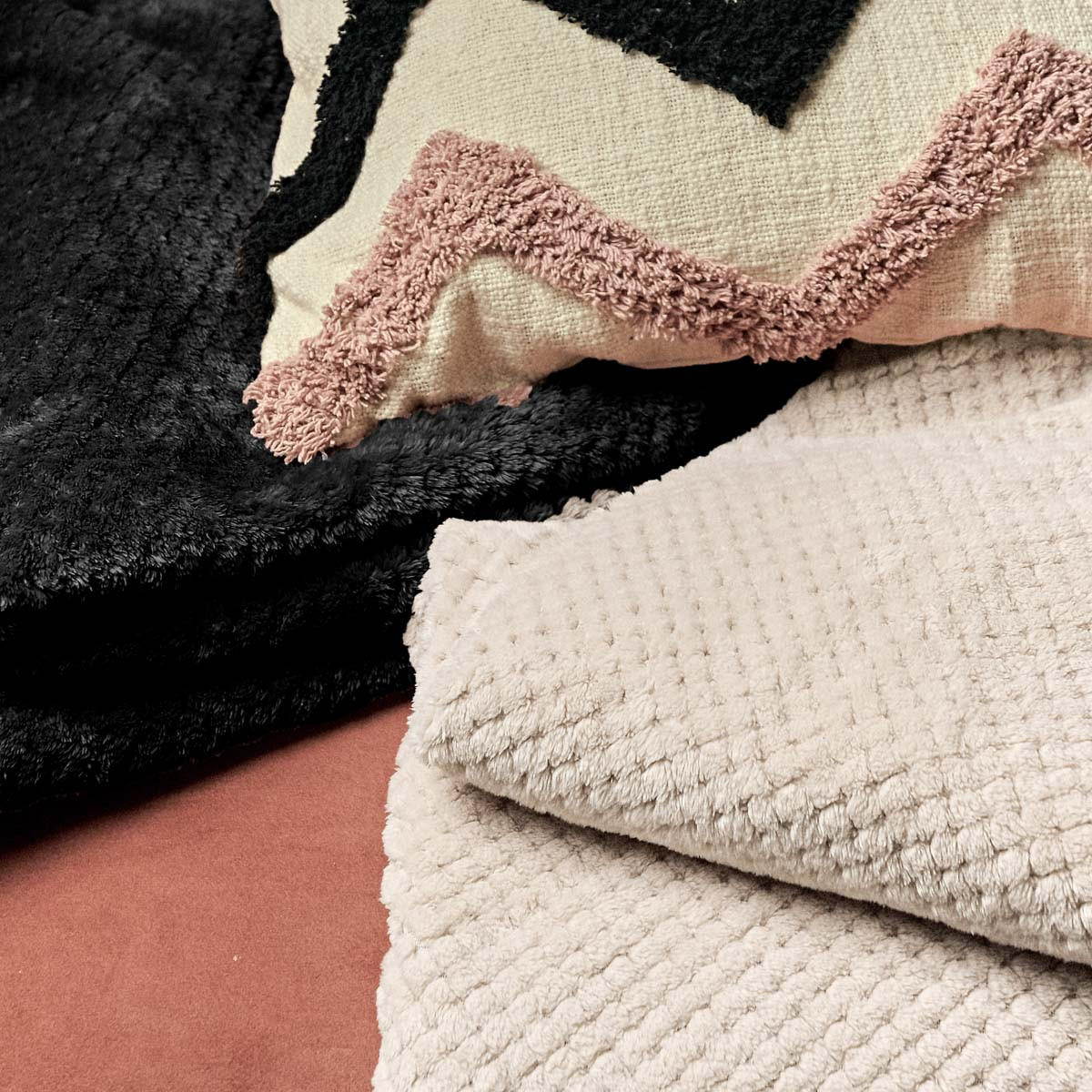 DECKE Noah beige 150/200 cm - Beige, Textil (150/200cm) - Homla