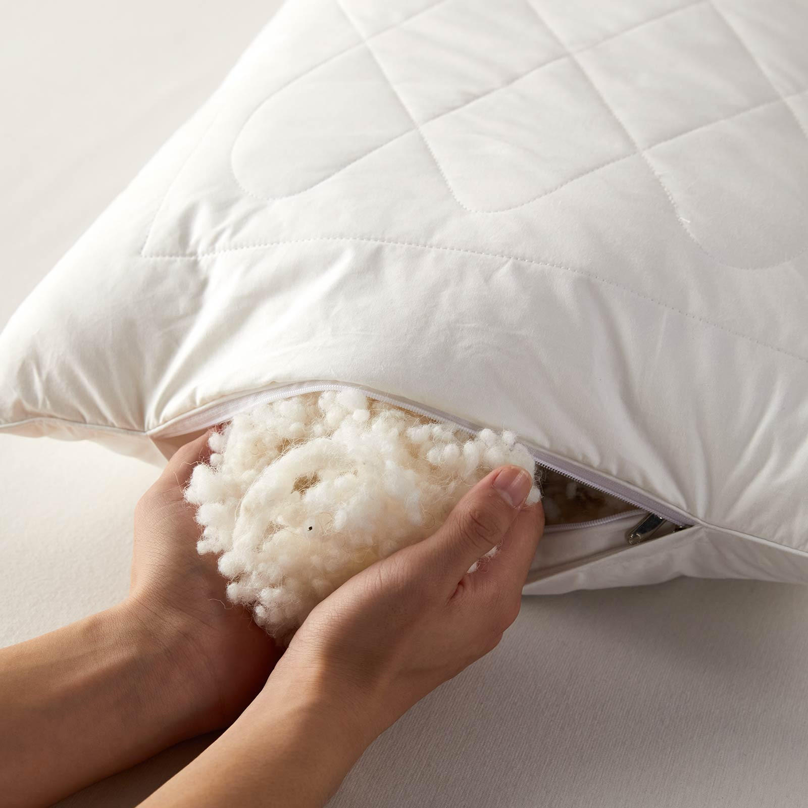 Thumbnail - Homescapes Schurwolle-Kissen, Weiß, Textil, Füllung: Schafschurwolle, Quadratisch, 80x80 cm, Oeko-Tex®, Schlaftextilien,...