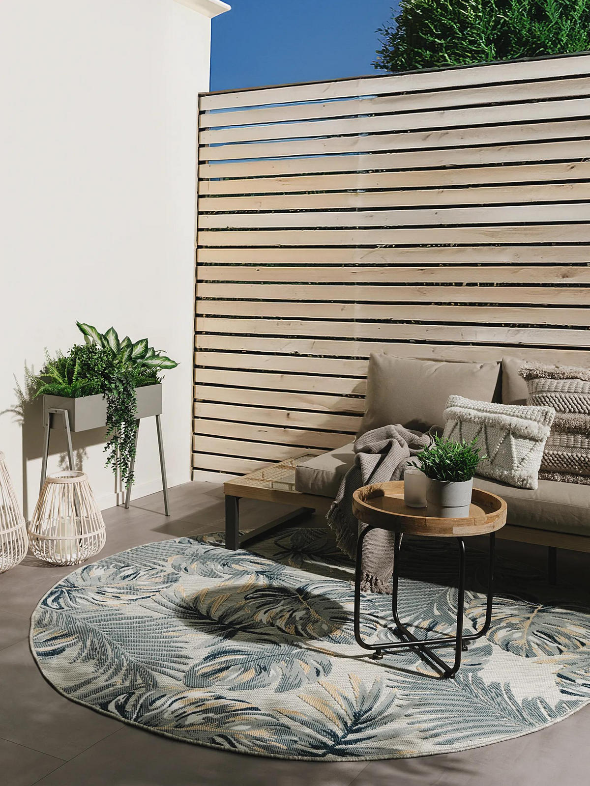 VNITŘNÍ a venkovní koberec Flora Vícebarevné ø 200 cm kulatý - modrá/krémová, plast/umělá hmota (200/200cm) - benuta