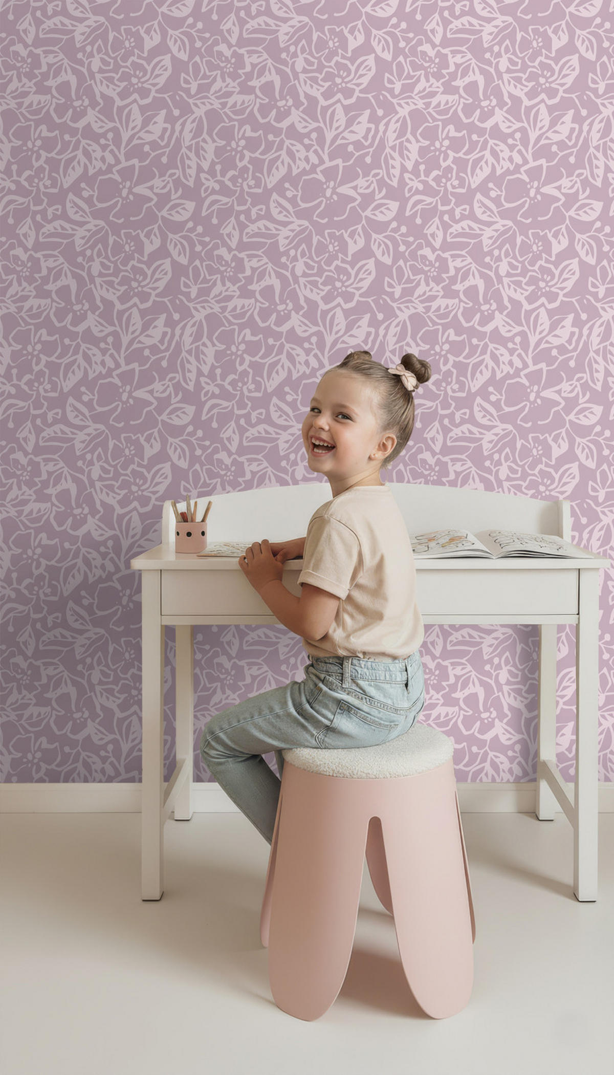TAPETE Blätter und Blumen 50 x 900 cm - Lila, Papier (50/0.1cm) - ESTAhome