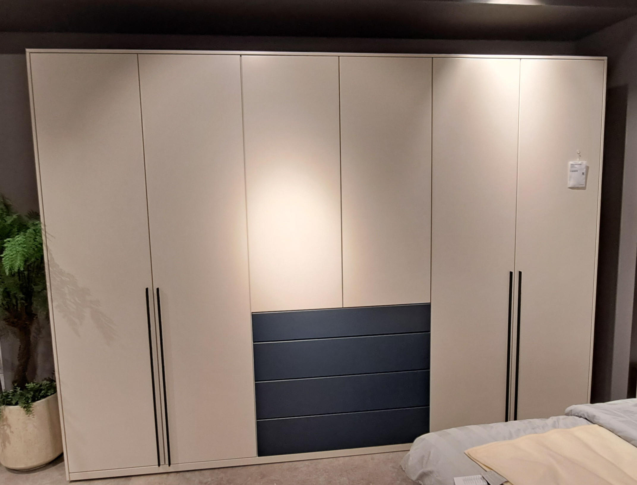 SCHRANK INOVA S