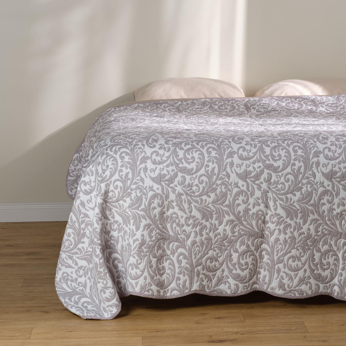 TAGESDECKE Sulani - Hellgrau, Textil (200/220cm) - home&you