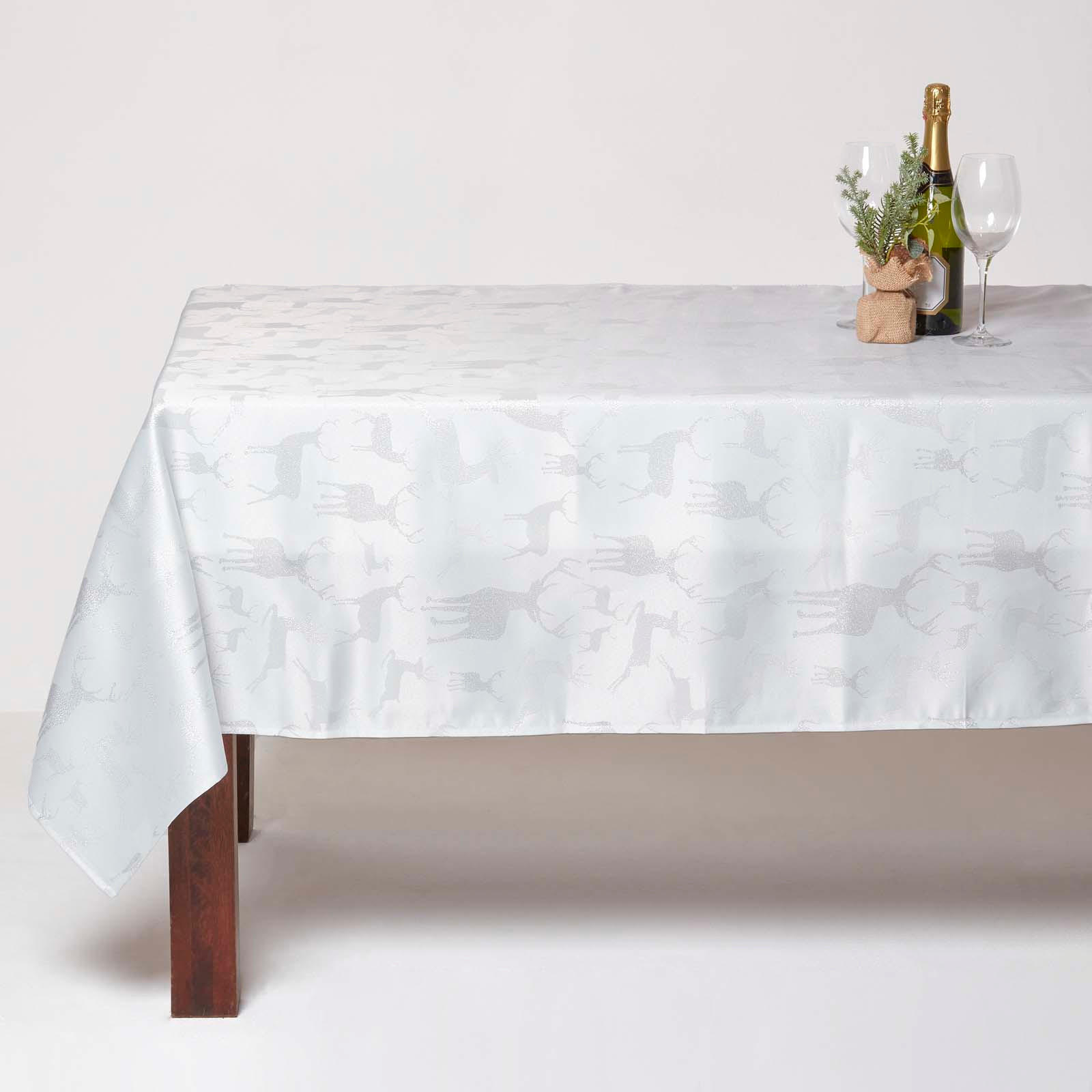 TISCHDECKE Weihnachten mit Hirsch-Motiv, silber, 130/275 cm - Silberfarben, Textil (132/274cm) - Homescapes