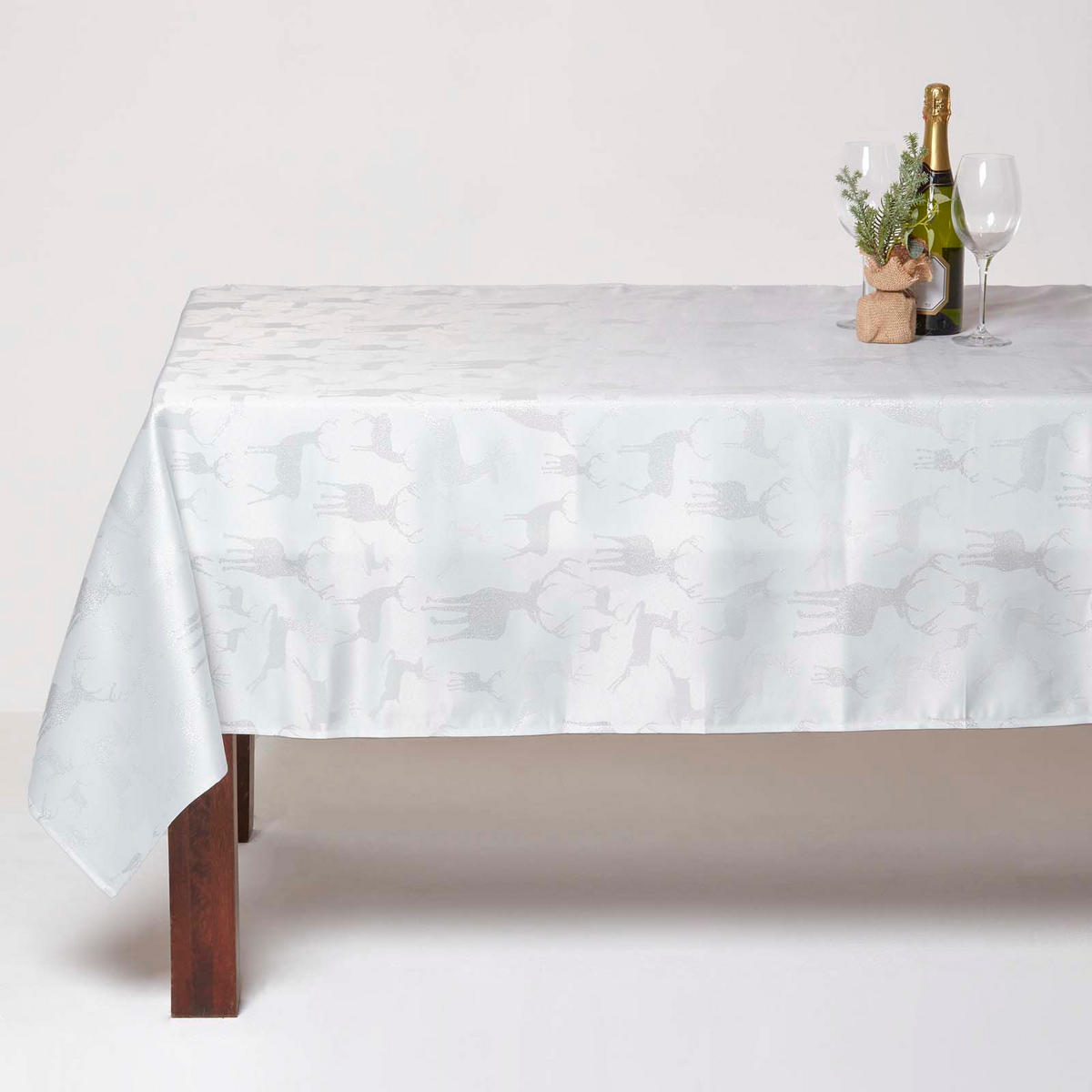 TISCHDECKE Weihnachten mit Hirsch-Motiv, silber, 130/230 cm - Silberfarben, Textil (132/228cm) - Homescapes