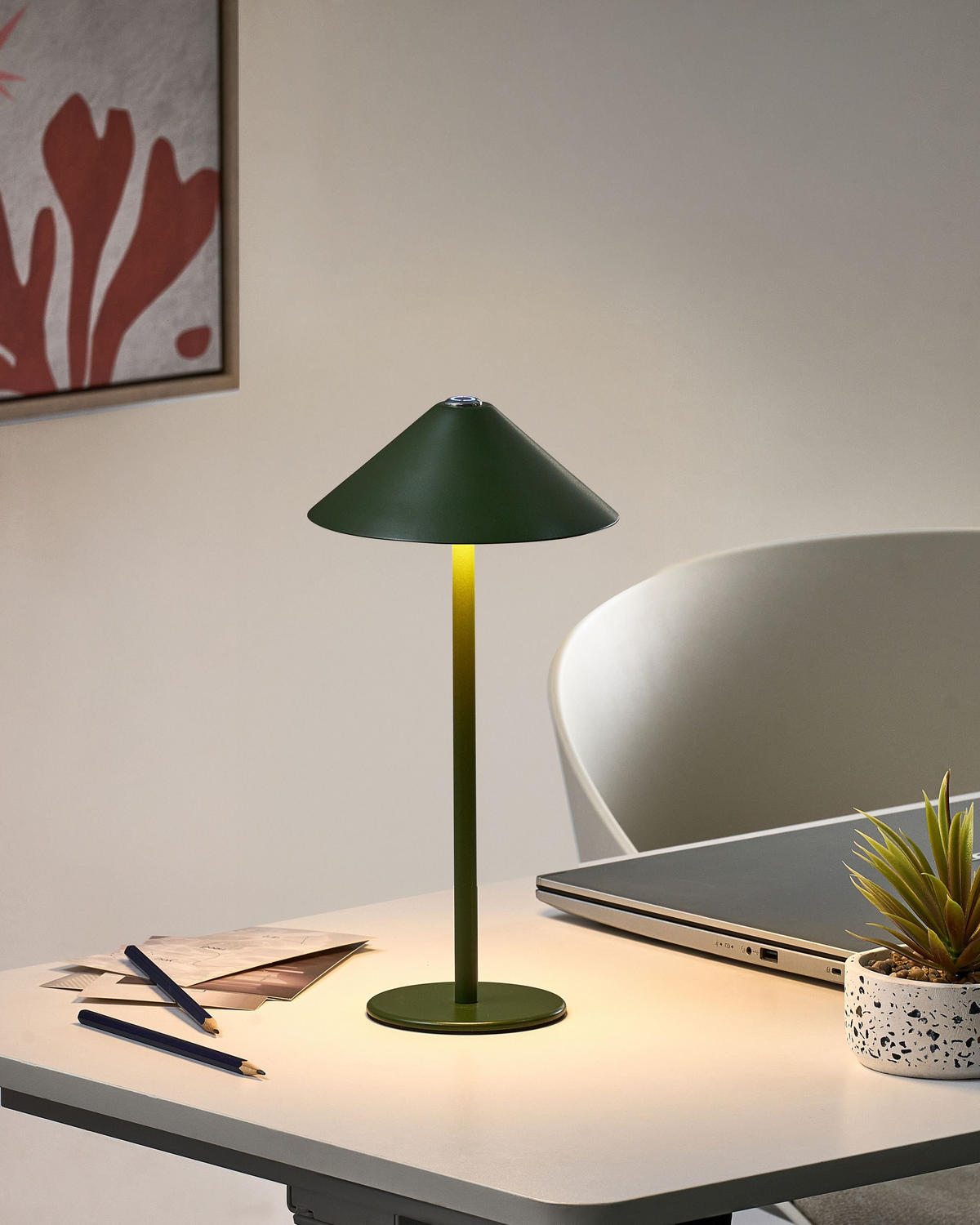 KABELLOSE LED Tischlampe mit Dimmer Metall Grün Modjo - Grün, Metall (18/18/33cm) - Beliani