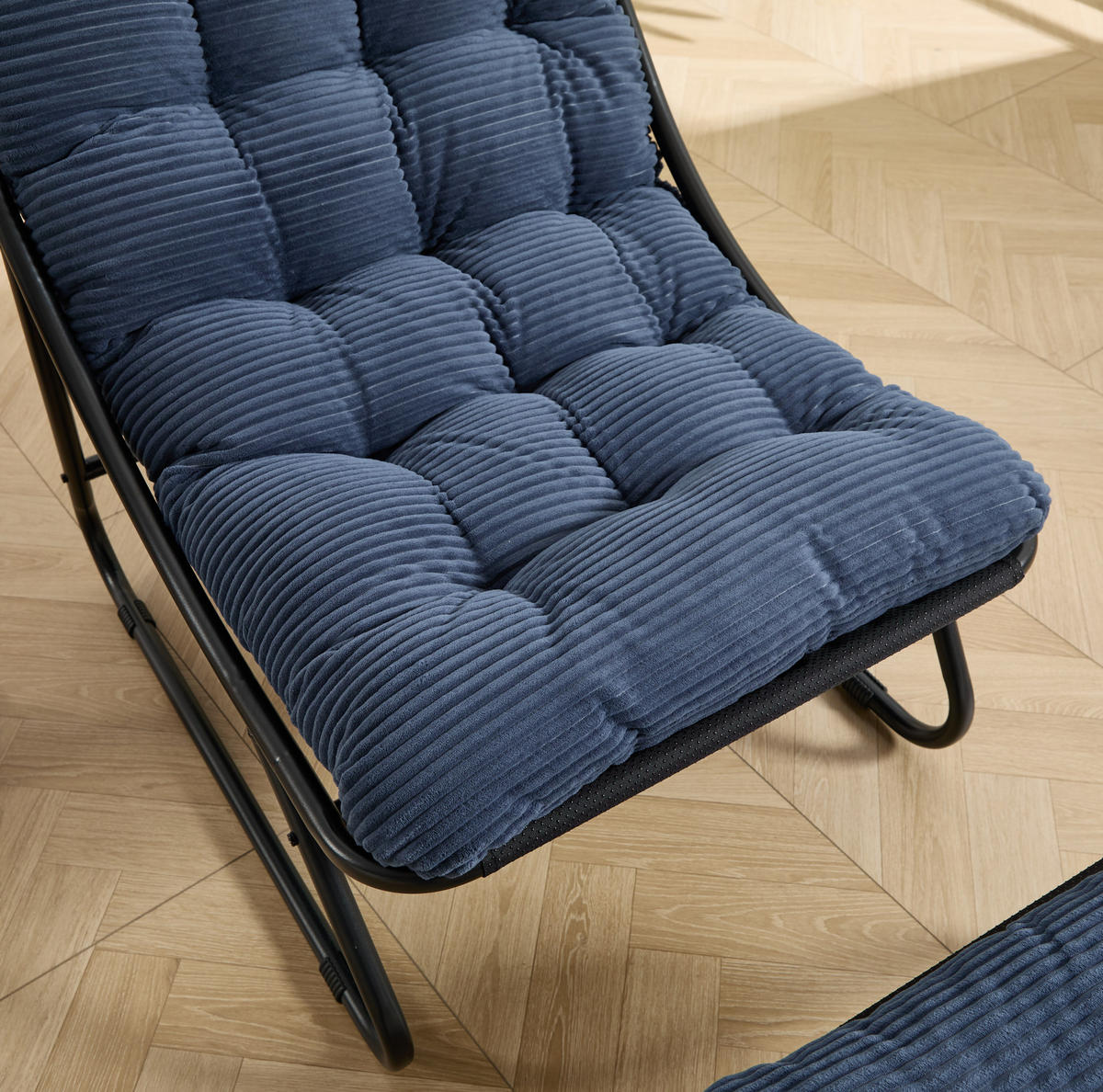 RELAXAČNÉ kreslo s taburetkou 65/78/86 cm tmavomodré s čiernym rámom na oddych z ocele - tmavomodrá, kov (78/86/65cm) - OKWISH