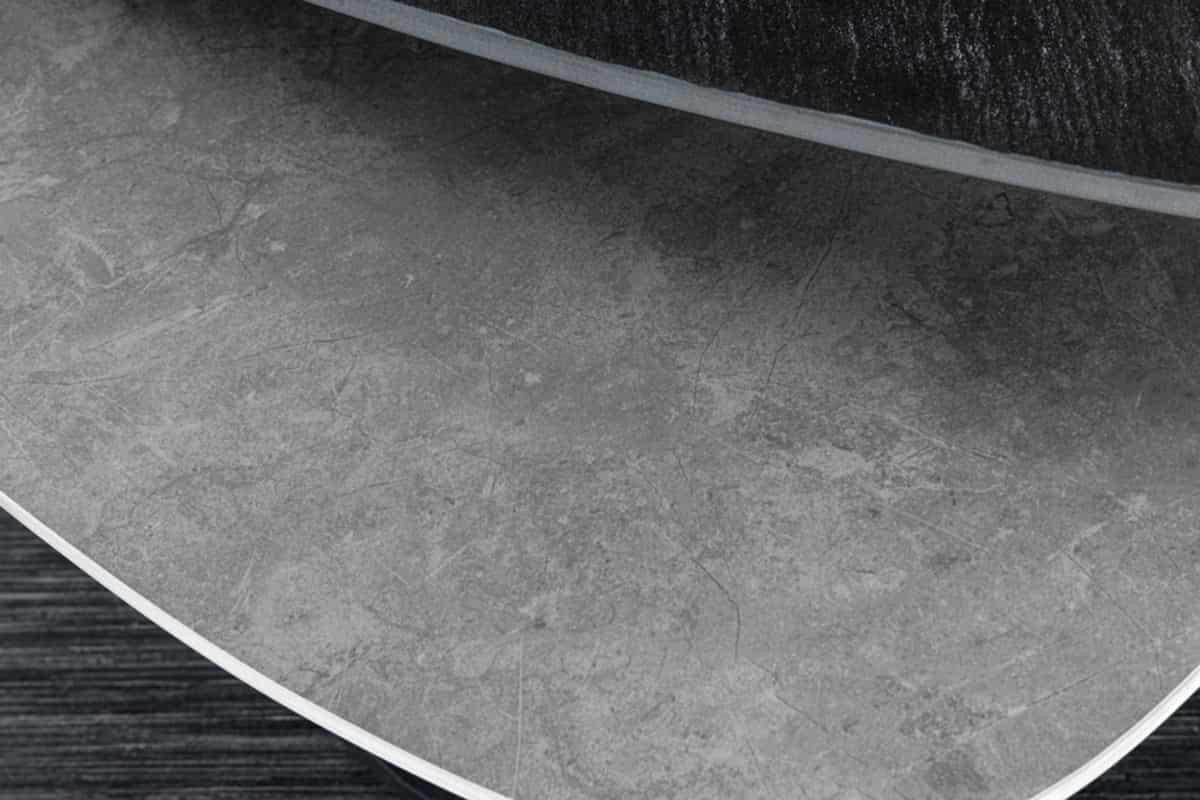COUCHTISCH MOVEMENT Beton rund Grau|Schwarz 160cm - Goldfarben/Schwarz, Naturmaterialien/Keramik (110/160/40cm) - riess-ambiente