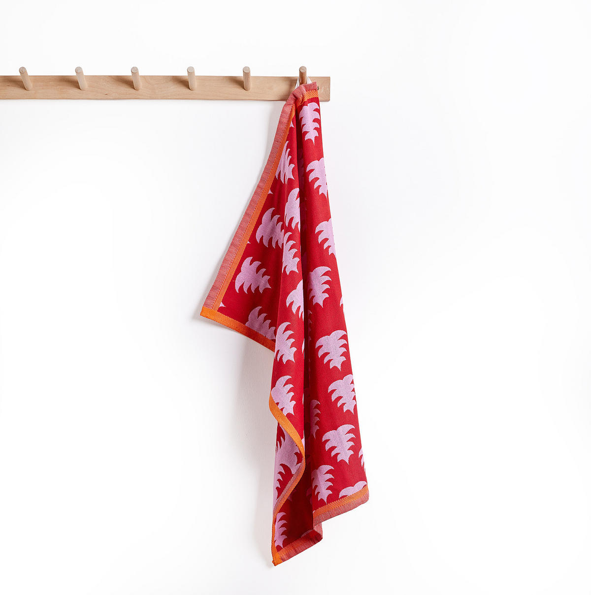 KÜCHENTUCH Sweet Xmas Weihnachtsbäume - Rot, Textil (50/67cm) - Butlers