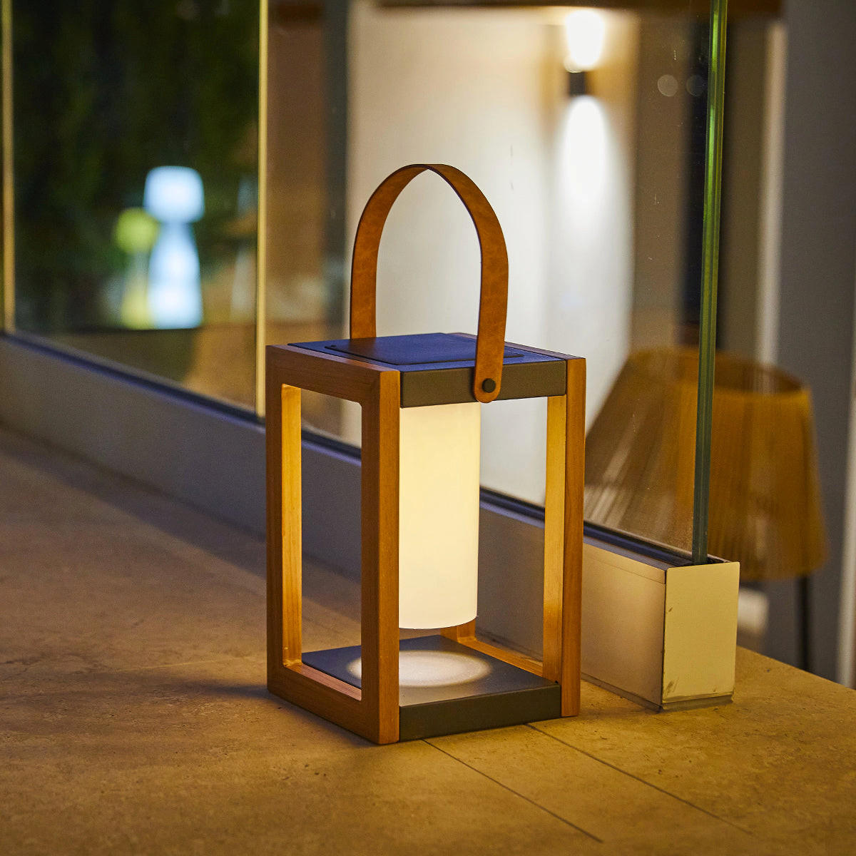 SERAPHINA Solar-Batterie-betriebene Laterne H32CM - Braun, Metall (24/22/32cm) - Lumisky