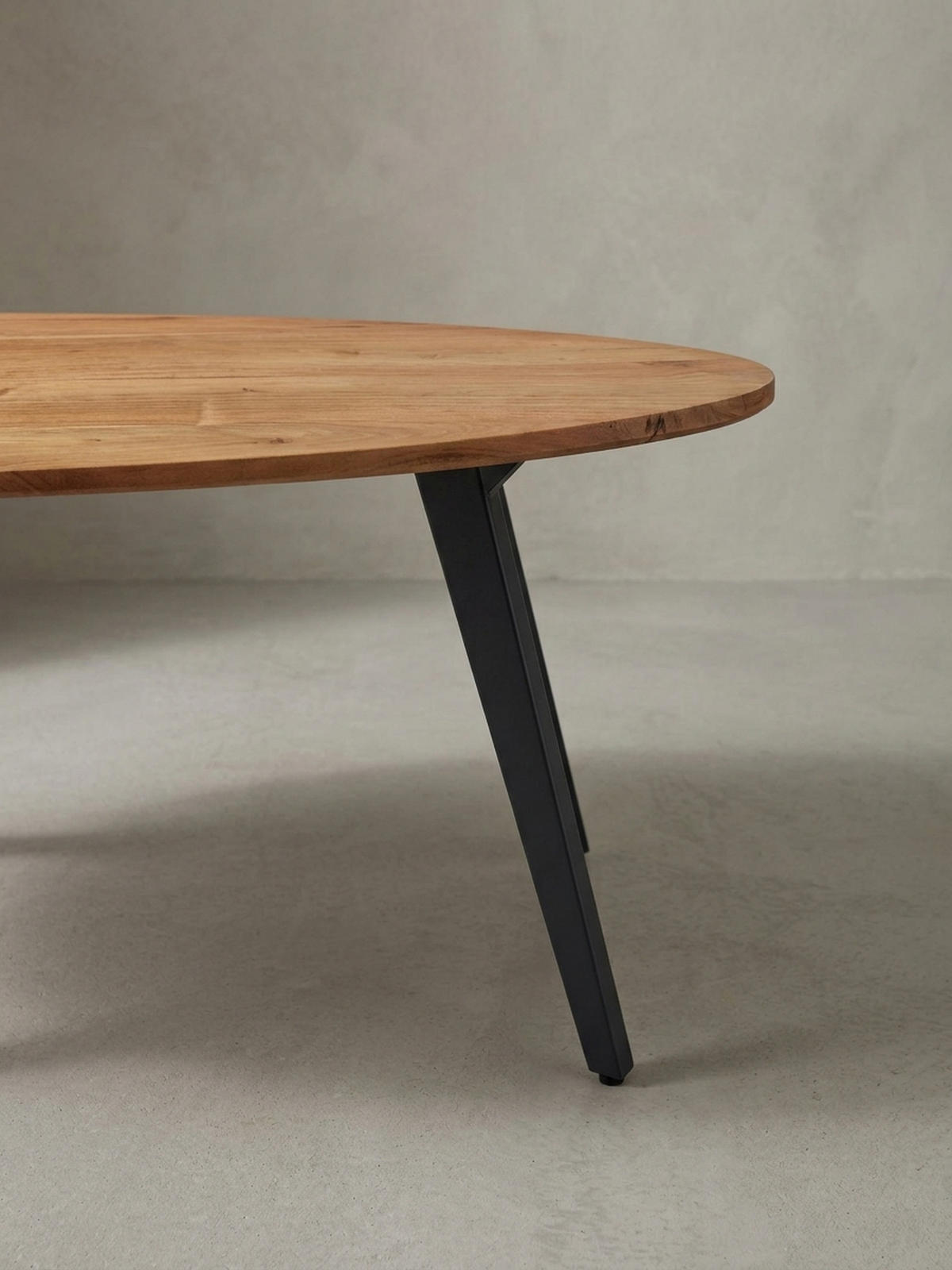 COUCHTISCH in Nierenform aus Akazie Massivholz mit stabilen Metallbeinen - Beige/Anthrazit, Holz/Metall (60/110/45cm) - KADIMA DESIGN